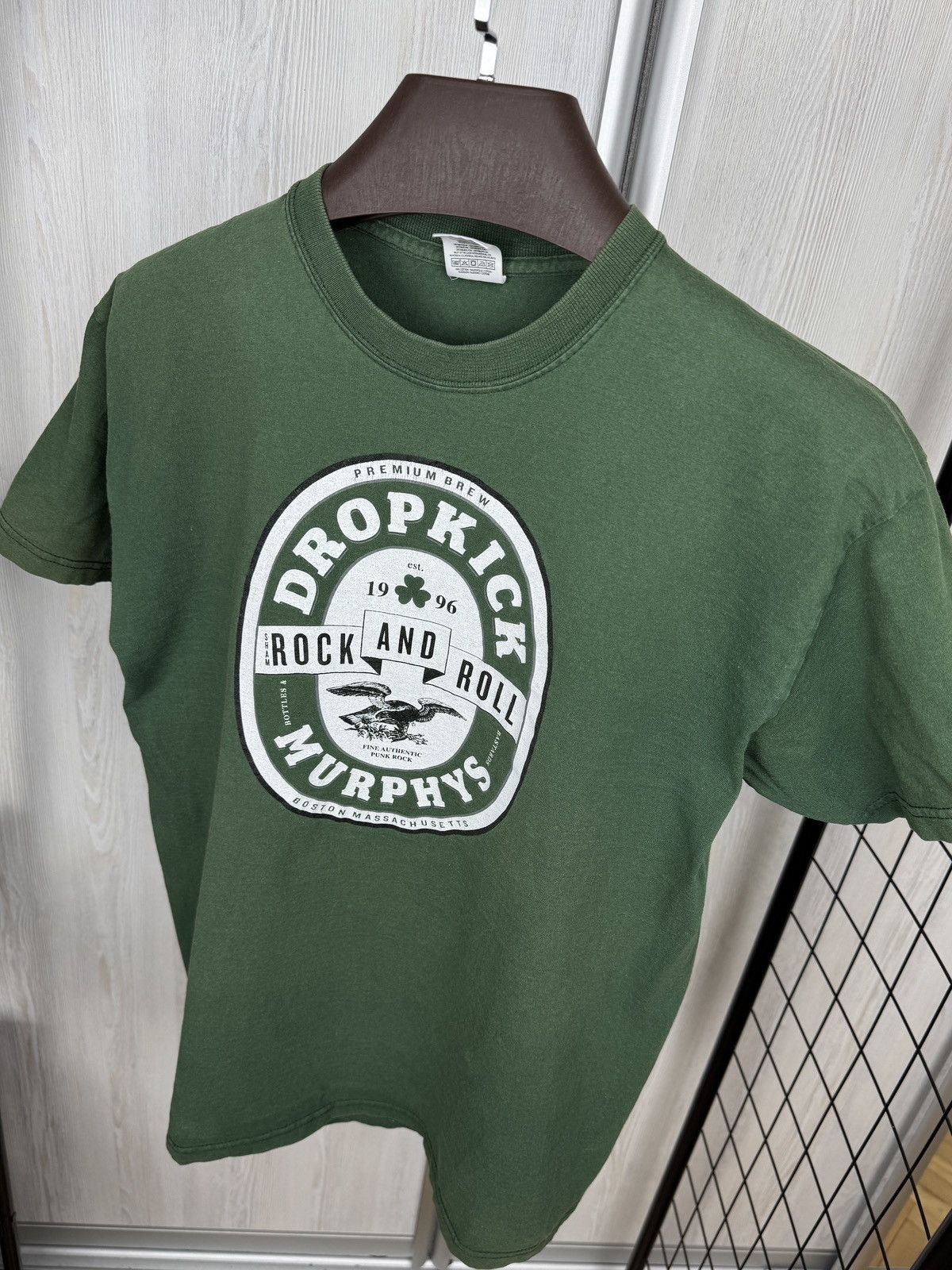Fruit Of The Loom Vintage y2k Dropkick Murphys Band Tee Shamrock And Roll Punk Size US M / EU 48-50 / 2 - 7 Thumbnail