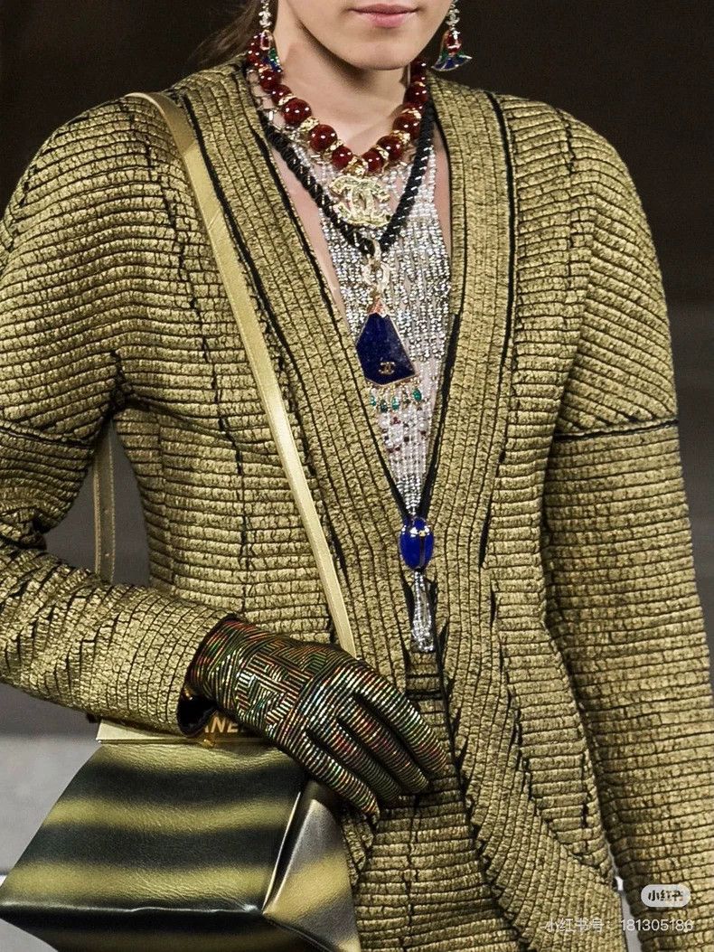 Chanel Chanel 19A Egyptian show gold braided jacket Size XS / US 0-2 / IT 36-38 - 9 Thumbnail