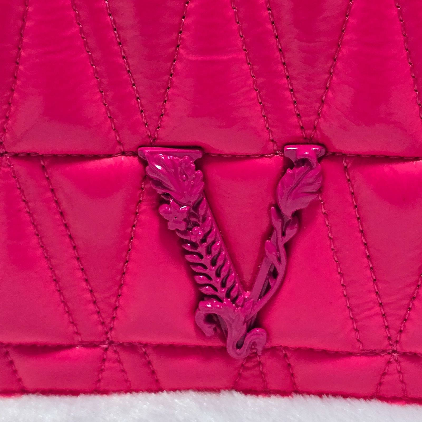 Versace Versace Virtus Quilted Matelassé Leather Crossbody Bag Pink Size ONE SIZE - 2 Thumbnail