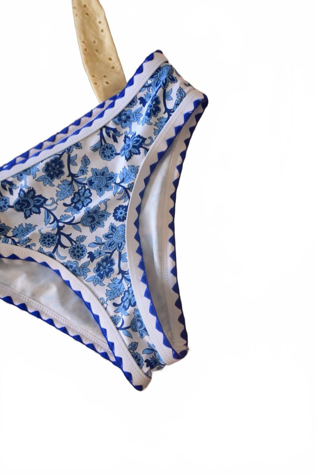 Shein Blue and White Floral One-Shoulder Two Piece Bikini Set sz M Size ONE SIZE - 6 Thumbnail
