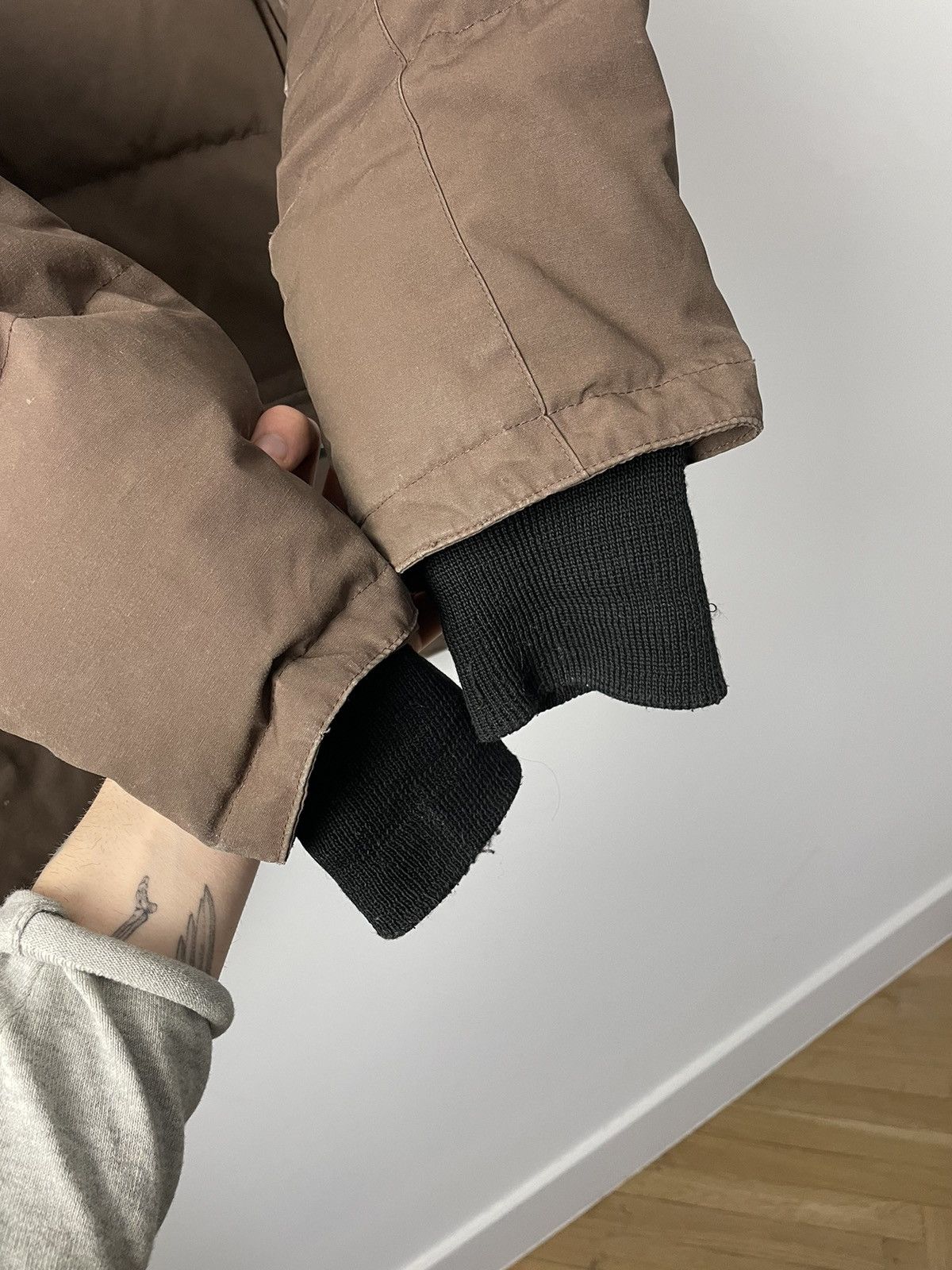 Canada Goose Canada Goose brown winter jacket rare streetwear down puffer Size L / US 10 / IT 46 - 10 Thumbnail