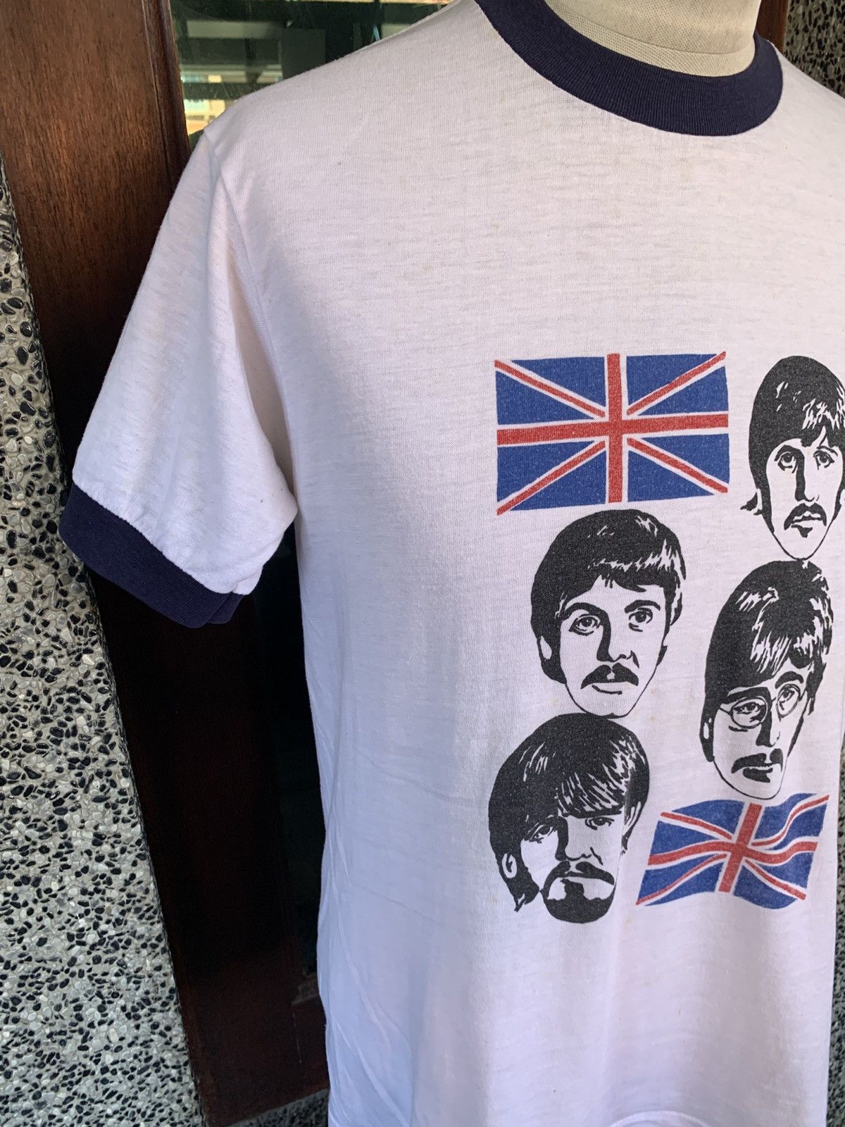 Band Tees Vintage 80s The Beatles Rock Band Ringer T shirt Size US M / EU 48-50 / 2 - 4 Thumbnail