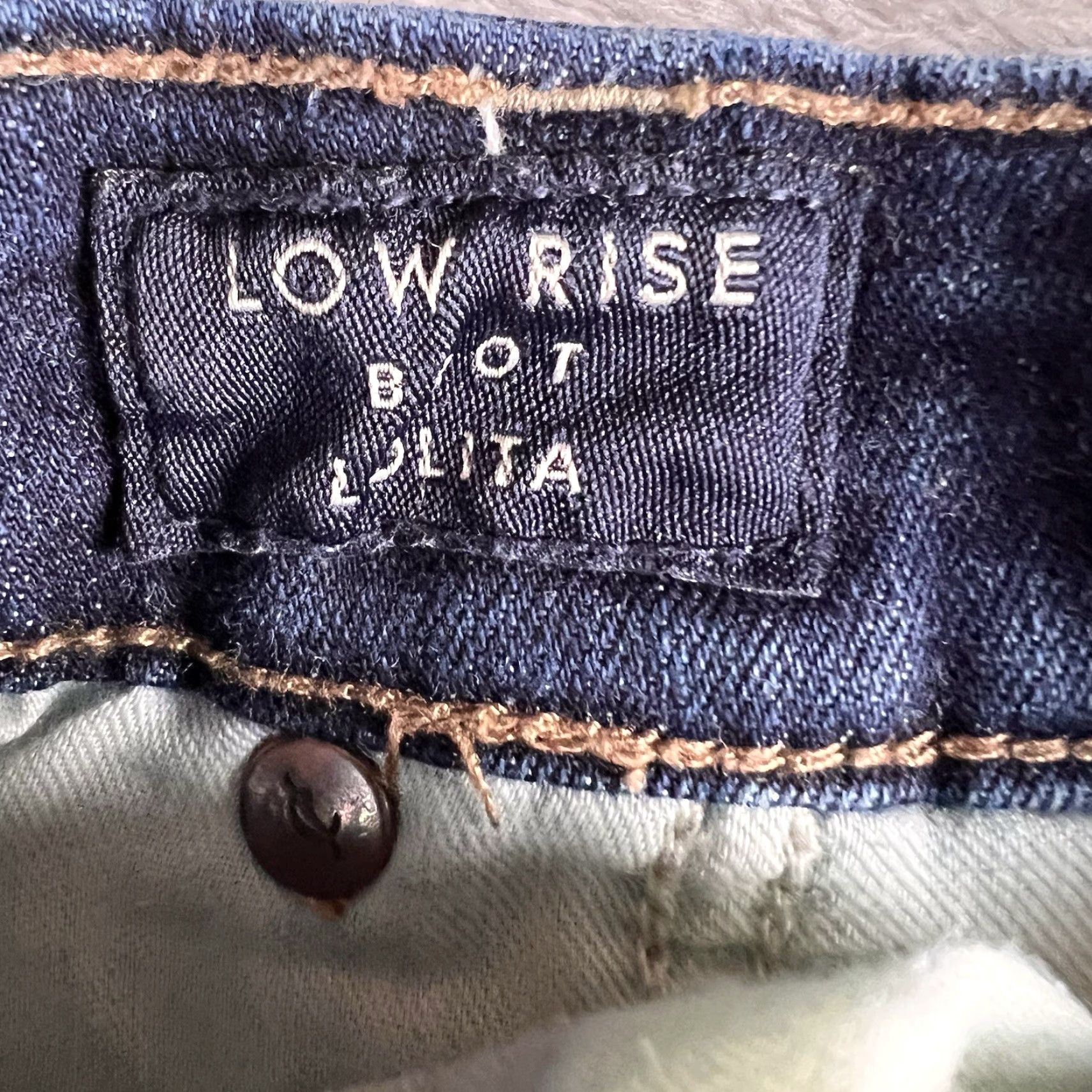 Lucky Brand Lucky Brand Jeans Bootcut Womens 10 Regular Stretch Denim Blue 31x30 Inseam 31 5-Pocket Boyfriend? Size 32" / US 10 / IT 46 - 6 Thumbnail