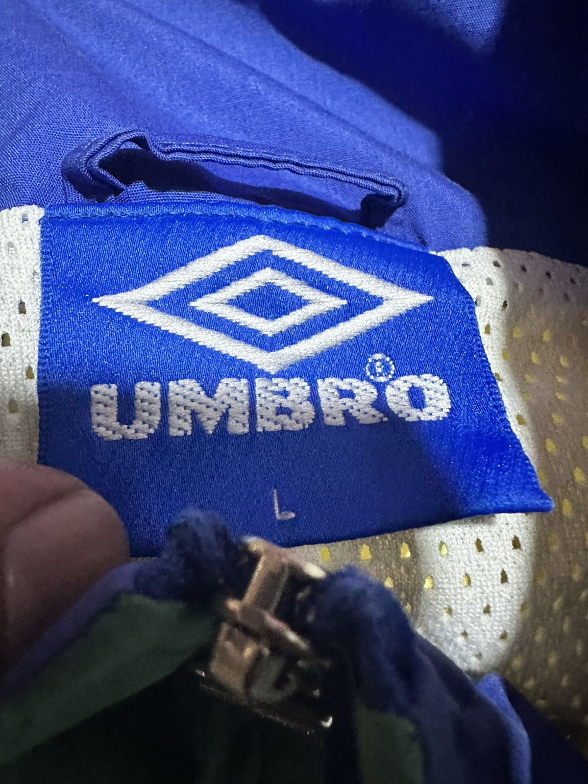 Vintage Vtg 90s umbro Brazil national team track jacket Size US L / EU 52-54 / 3 - 3 Thumbnail