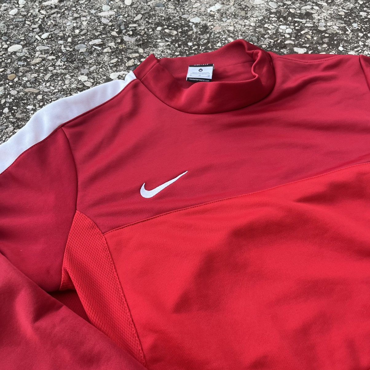 Nike Rare Vintage Nike Dri-FIT Red & White Technical Sweatshirt Size US L / EU 52-54 / 3 - 2 Thumbnail
