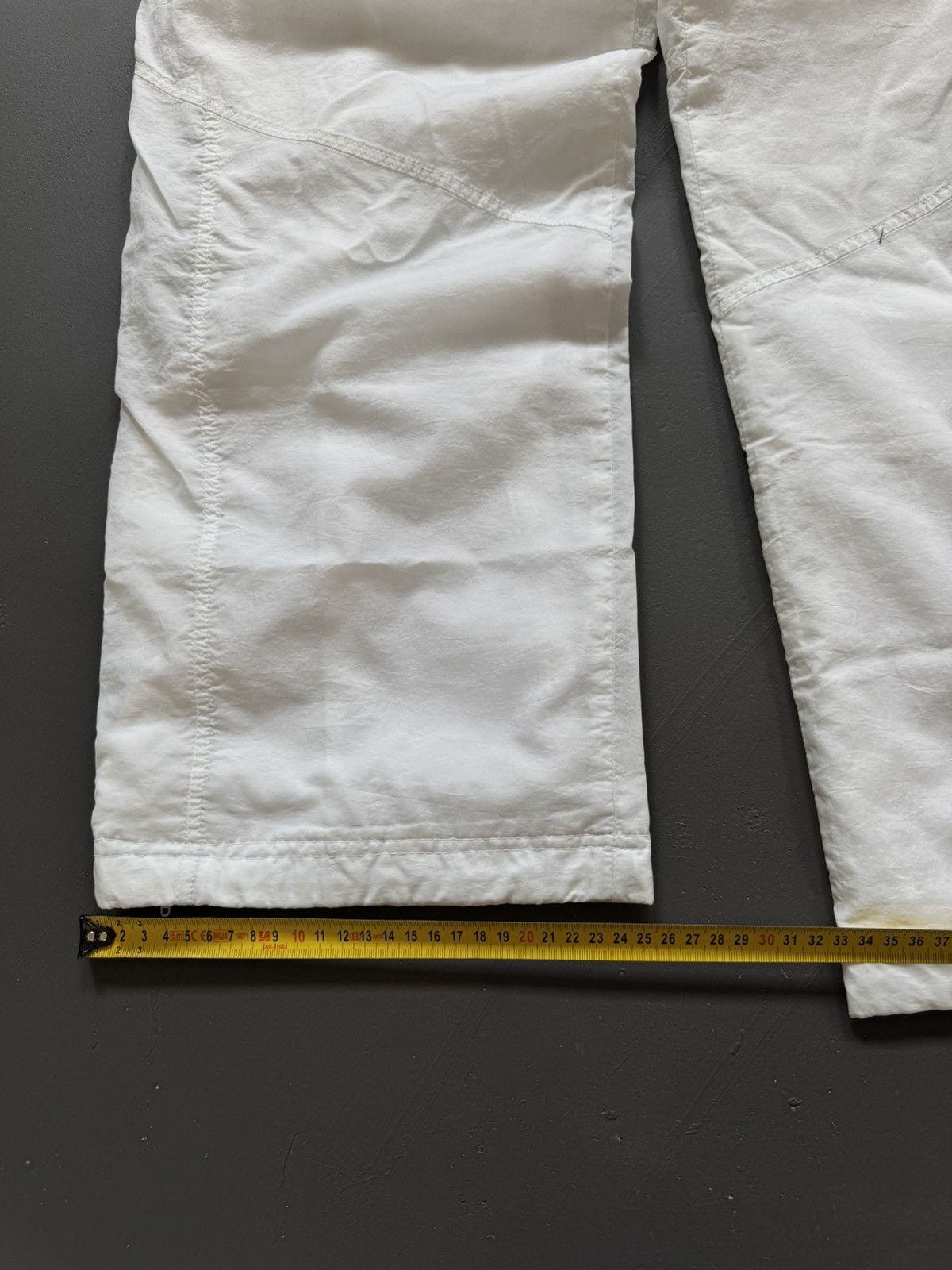 Vintage NIKE VINTAGE BASIC LOGO OVERSIZE BAGGY PANTS Size US 34 / EU 50 - 8 Thumbnail
