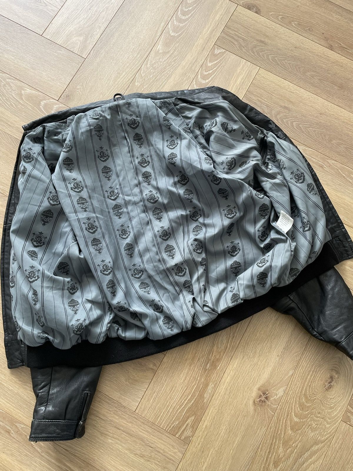 Vintage Vintage Y2k Black Leather Oversize Bomber Jacket Avant Garde Size US L / EU 52-54 / 3 - 9 Thumbnail