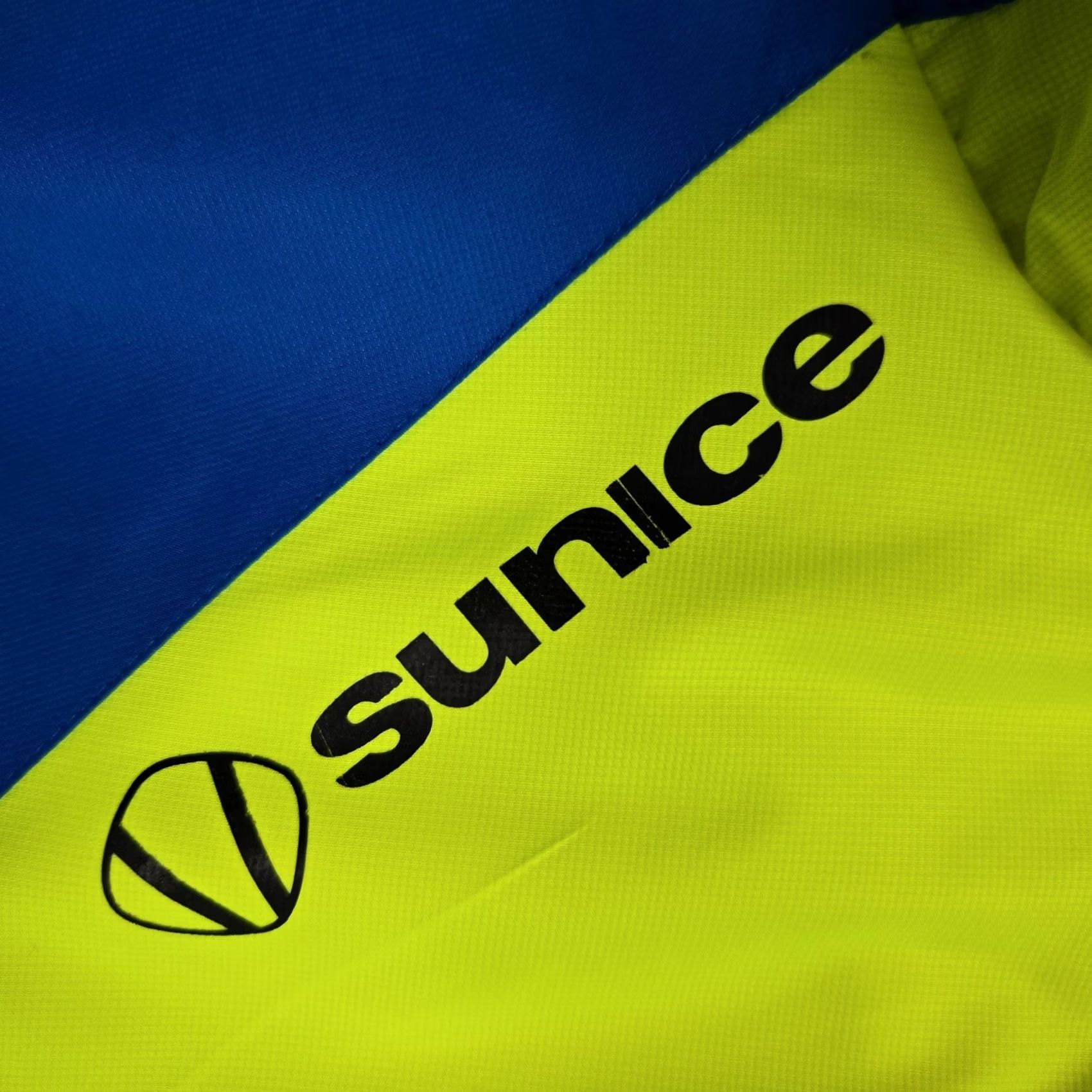 Vintage Sunice X20 Men's 1/2 Zip Short Sleeve Windbreaker Jacket Golf Pullover Large Yellow Merchants/Indoor Styles Size US L / EU 52-54 / 3 - 7 Thumbnail