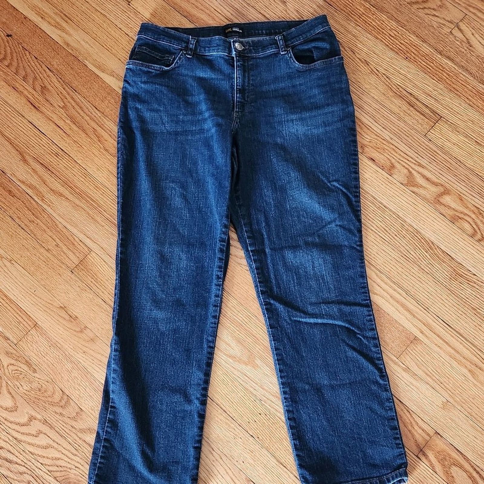 Lee Relaxed Fit, Straight Leg Jeans from LEE Size 30" / US 8 / IT 44 - 1 Thumbnail