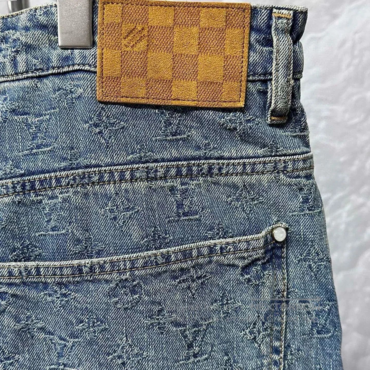 Louis Vuitton Louis Vuitton SS25 Floral Denim Pants Size 30. Size US 30 / EU 46 - 4 Thumbnail