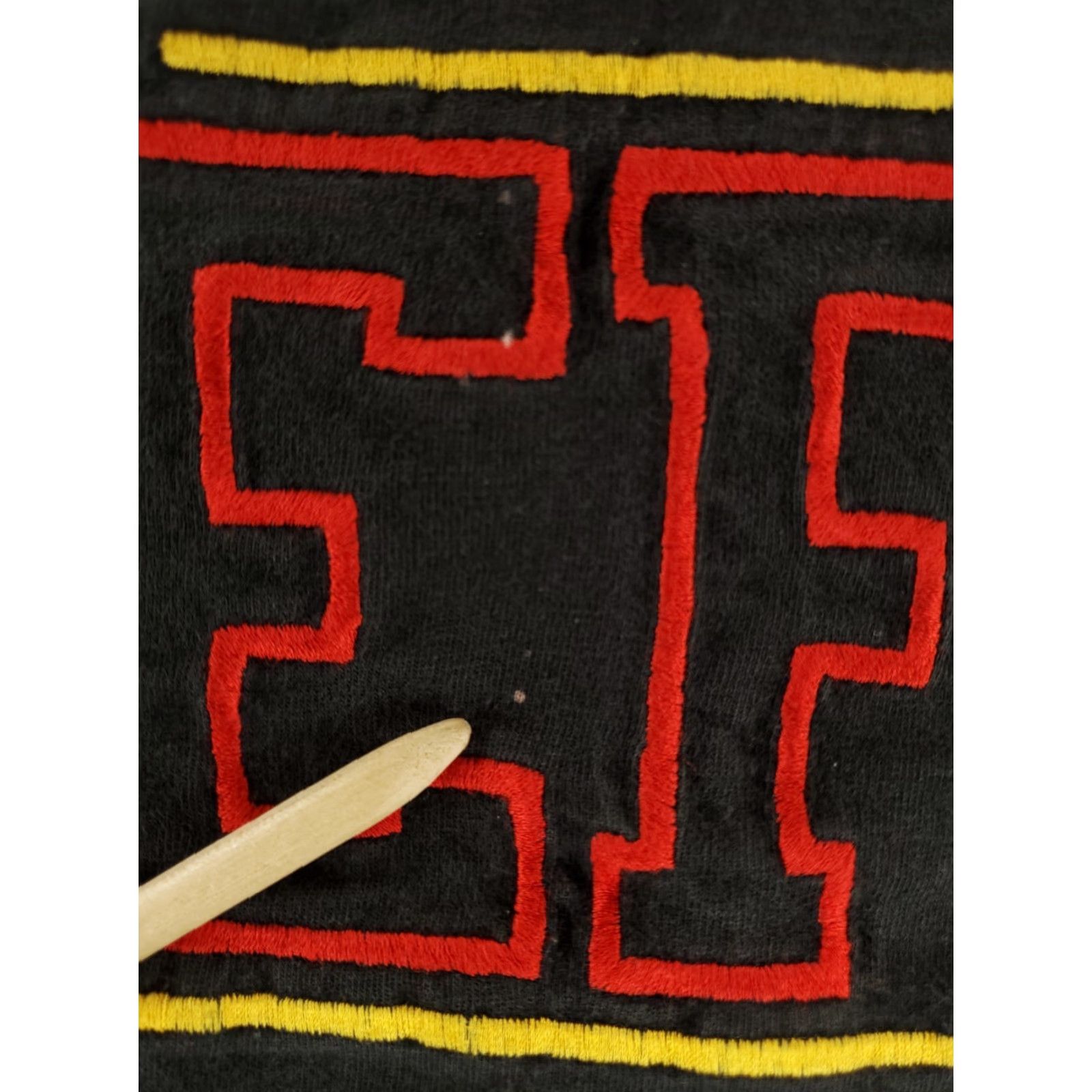 Vintage VINTAGE Kansas City Chiefs VTG 90s Russell Athletic T Shirt Embroidered Black Mens XXL Shirt Size US XXL / EU 58 / 5 - 2 Thumbnail