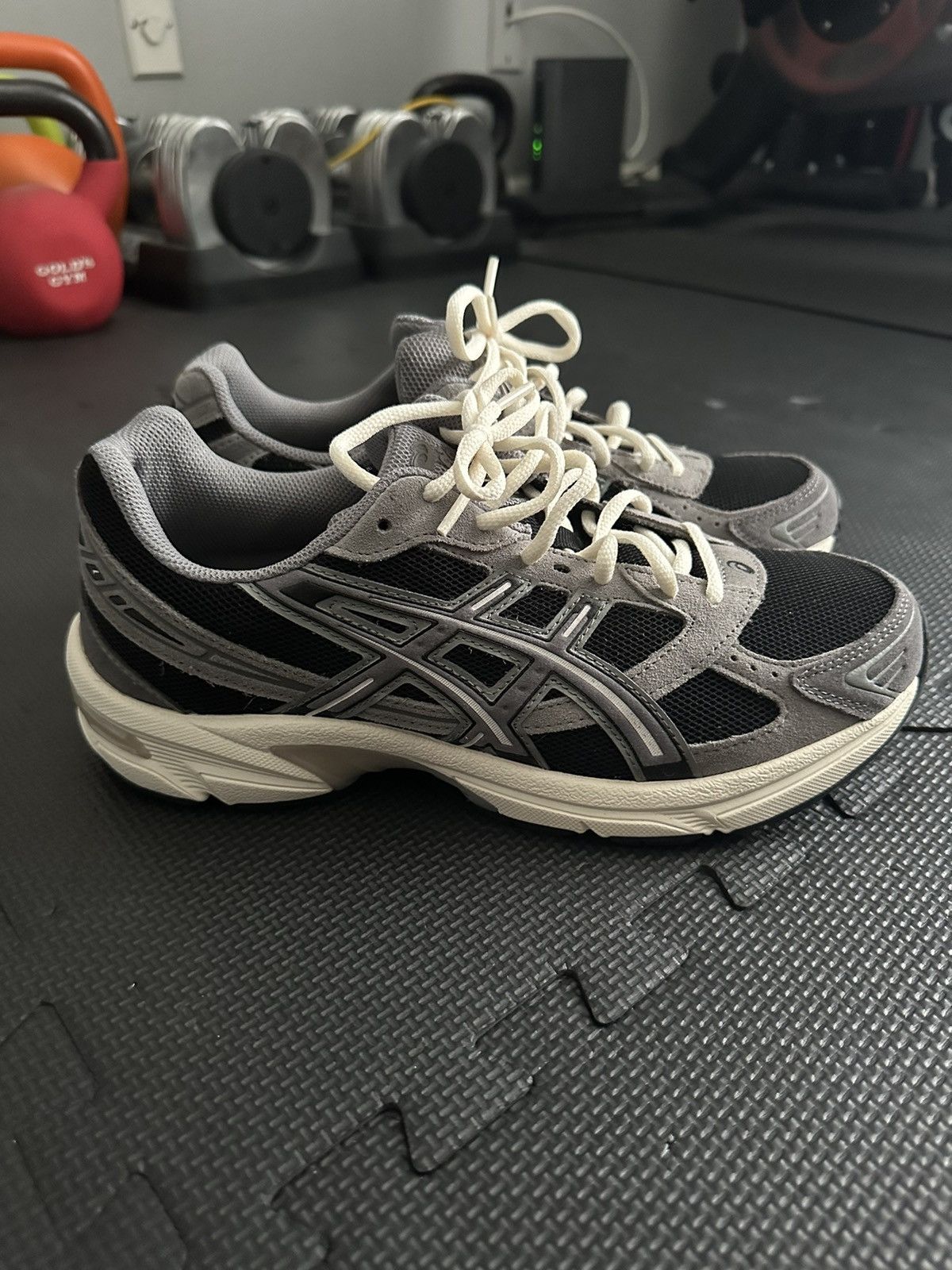 Asics ASICS 1130 Size US 9.5 / EU 42-43 - 2 Thumbnail
