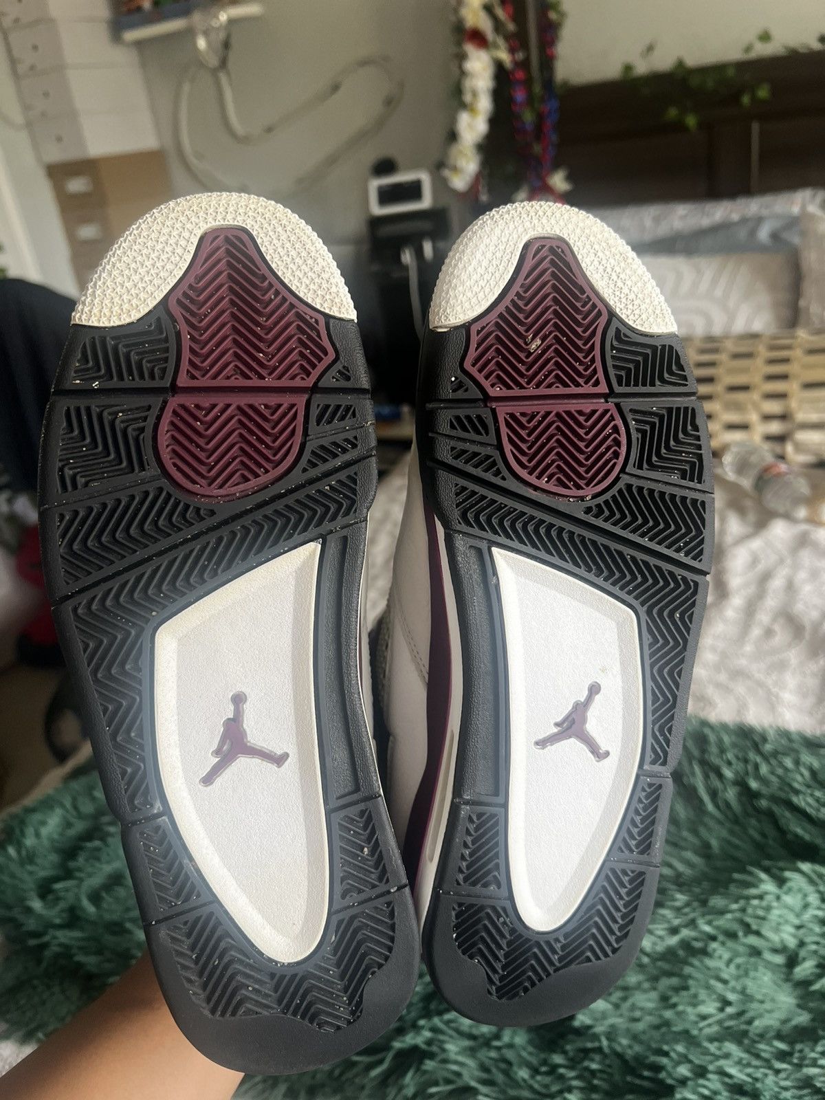 Jordan Brand Paris Saint-Germain X Air Jordan 4 Retro ‘Bordeaux’ Size 8.5 Size US 8.5 / EU 41-42 - 3 Thumbnail