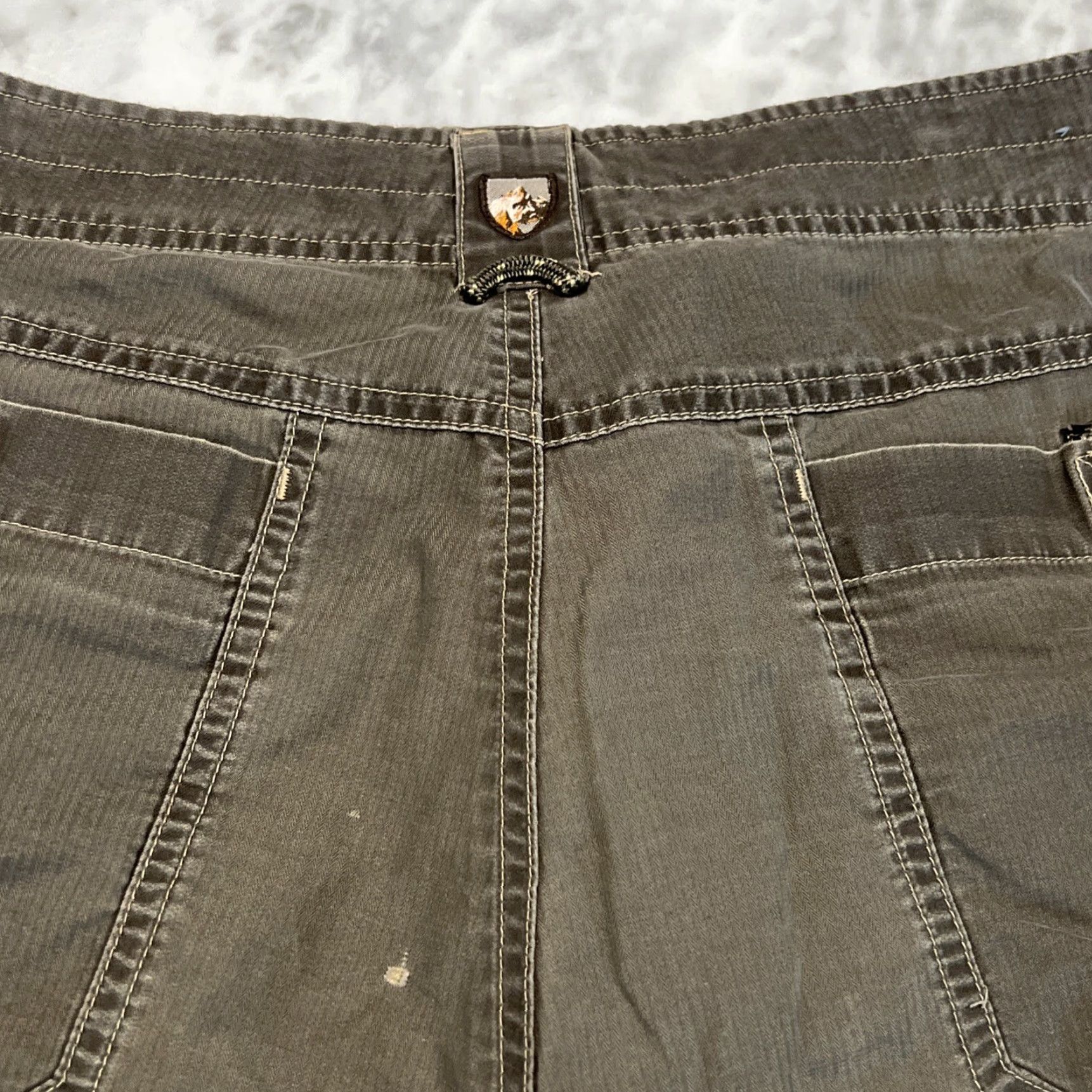 Vintage VINTAGE Kuhl Mens Shorts 36 Gray Cargo Outdoor Hiking Casual Summer Spring Fall Size US 36 / EU 52 - 6 Thumbnail