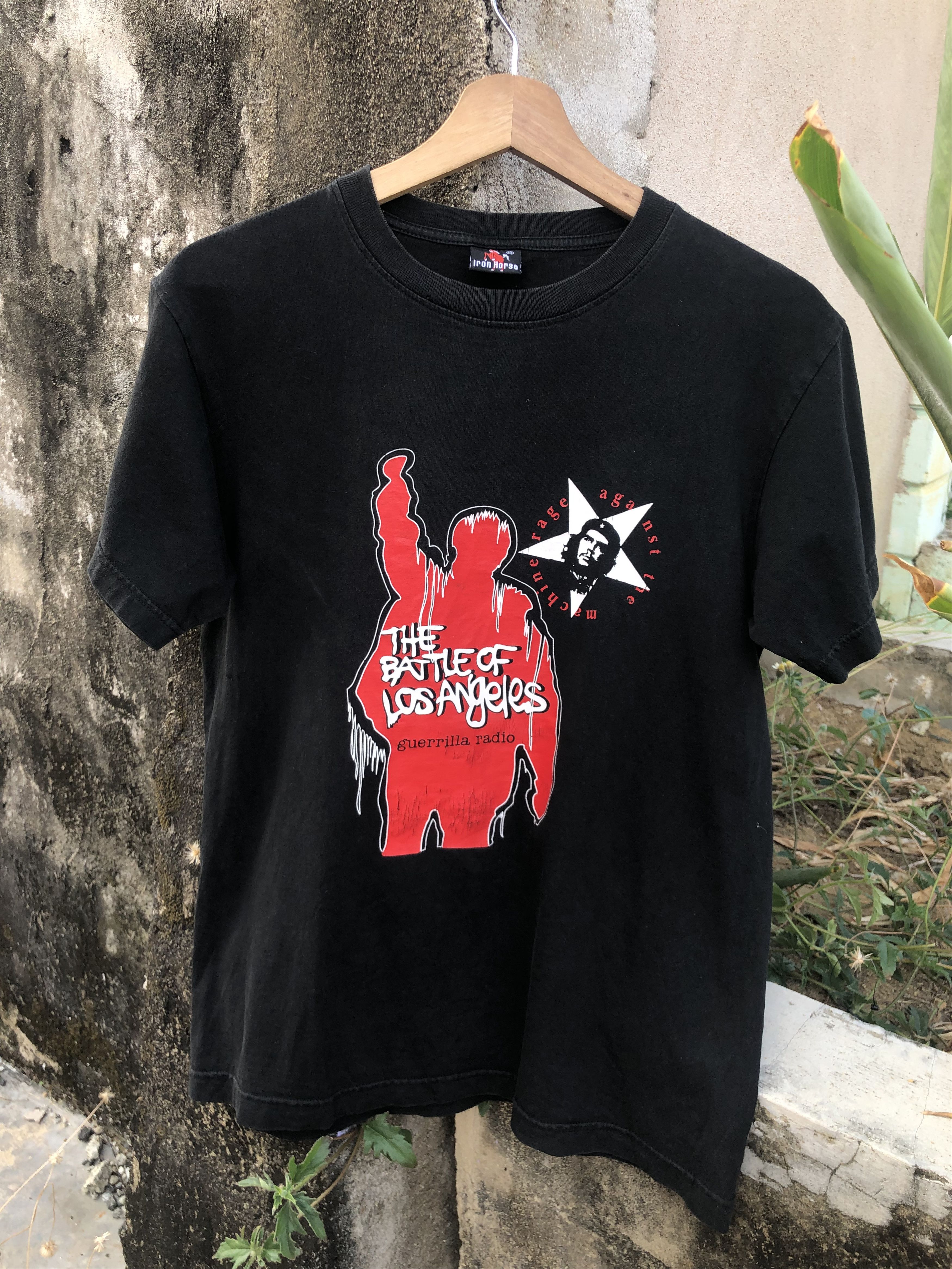 Band Tees vintage 99-00s RATM "The Battle of Los Angeles" tee Size US S / EU 44-46 / 1 - 1 Thumbnail