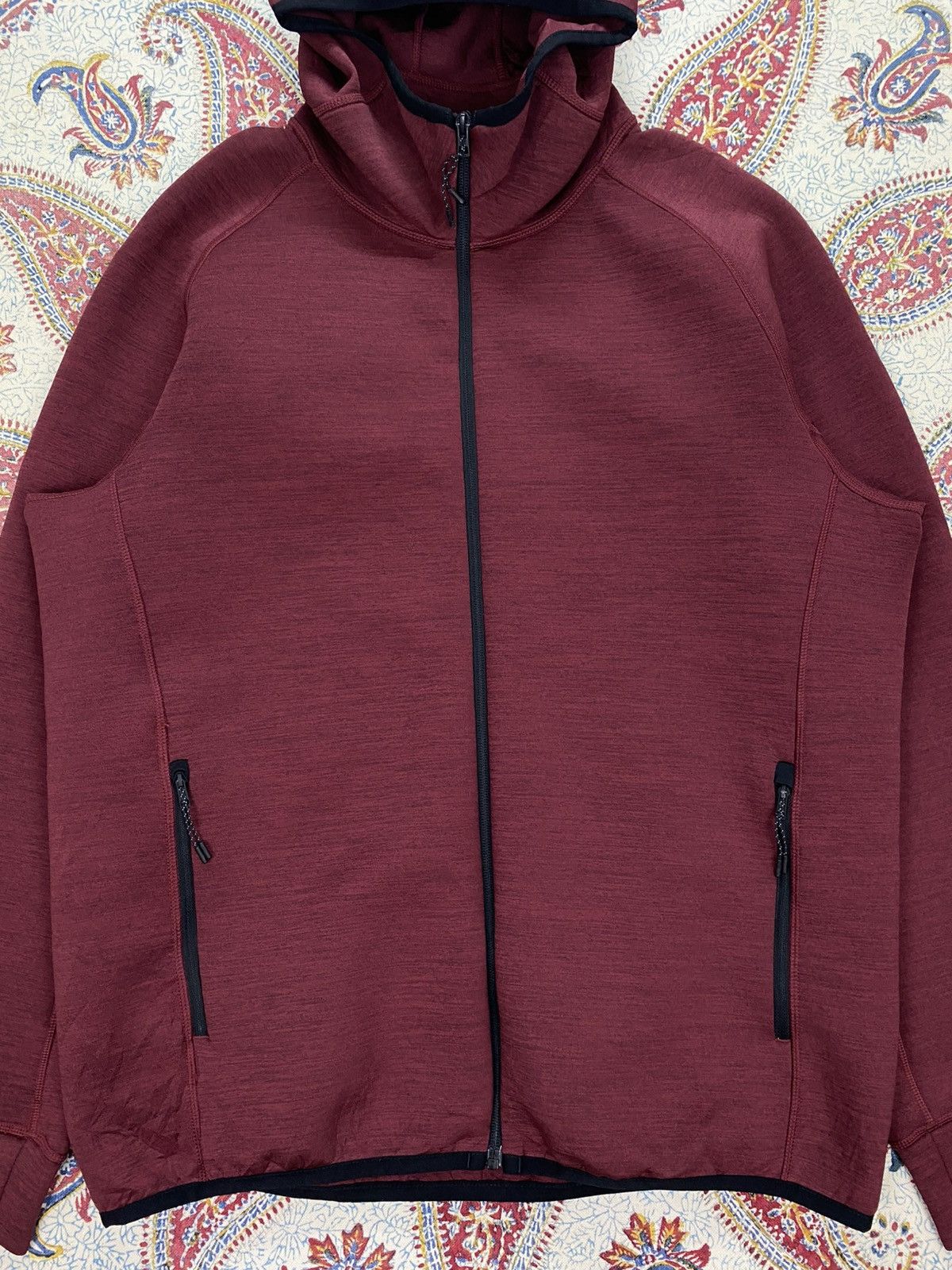 Uniqlo Uniqlo BlockTech Zip Ups Hoodie Size US L / EU 52-54 / 3 - 3 Thumbnail