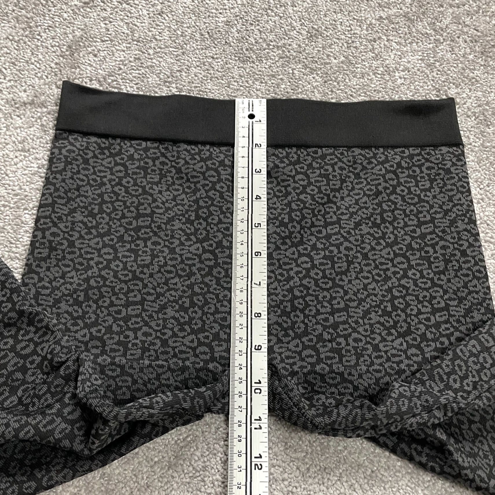 George VINTAGE George Compression Leggings Womens M/L Black Gray Polka Athletic Active 28x25.5 Size 32" / US 10 / IT 46 - 7 Thumbnail