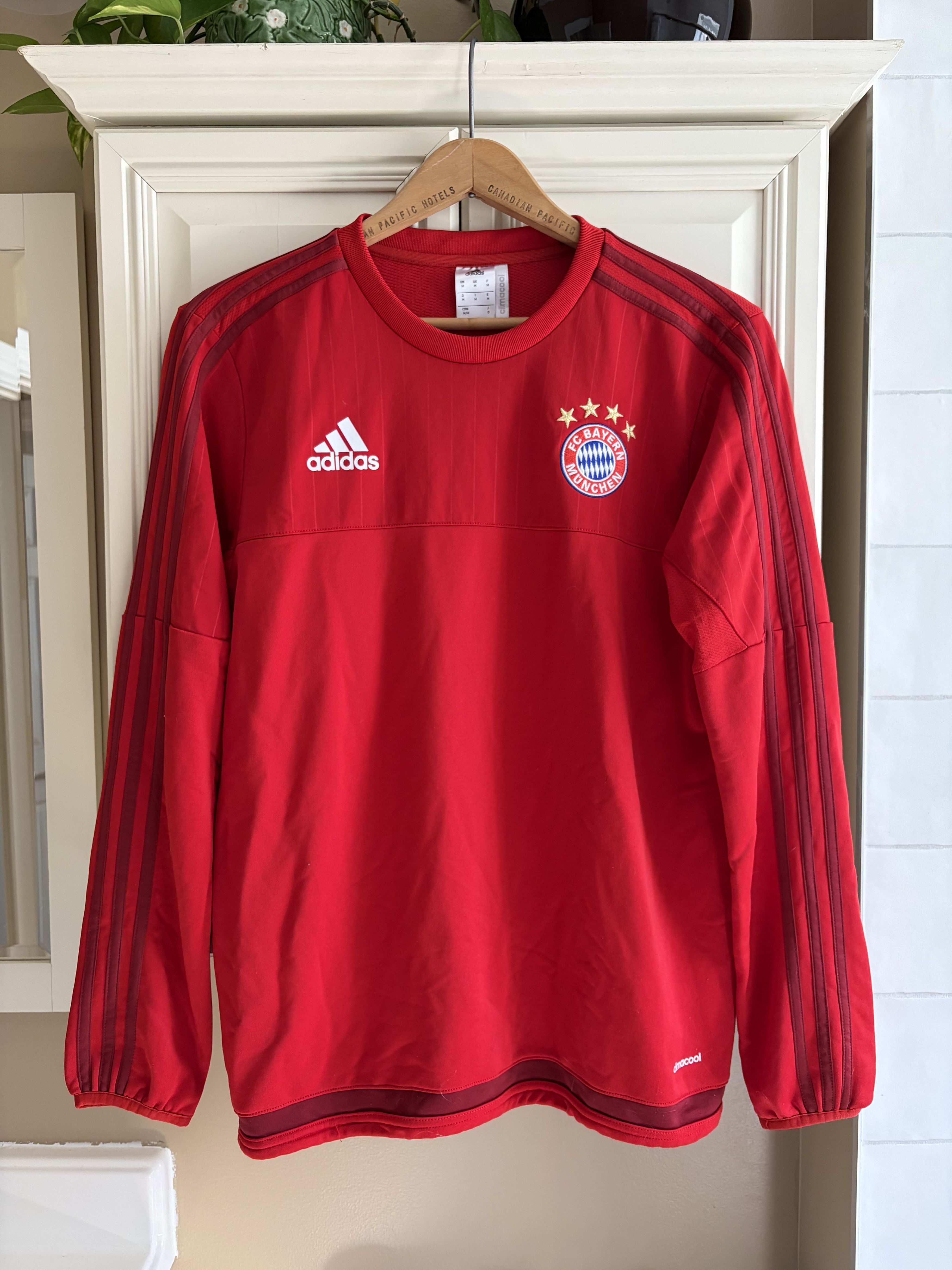 Adidas Adidas Bayern Munich 2015/16 Training Sweatshirt Size US M / EU 48-50 / 2 - 1 Thumbnail