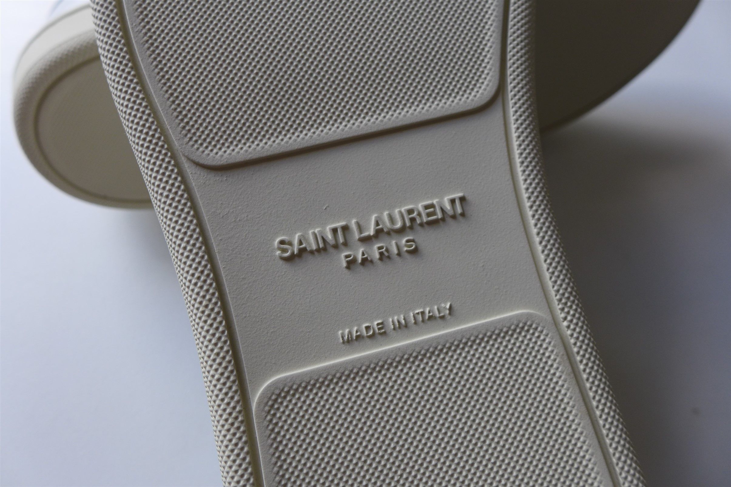 Saint Laurent Paris Saint Laurent SL/08 Sneakers - Studded White Calf Leather Size US 11 / EU 44 - 14 Thumbnail