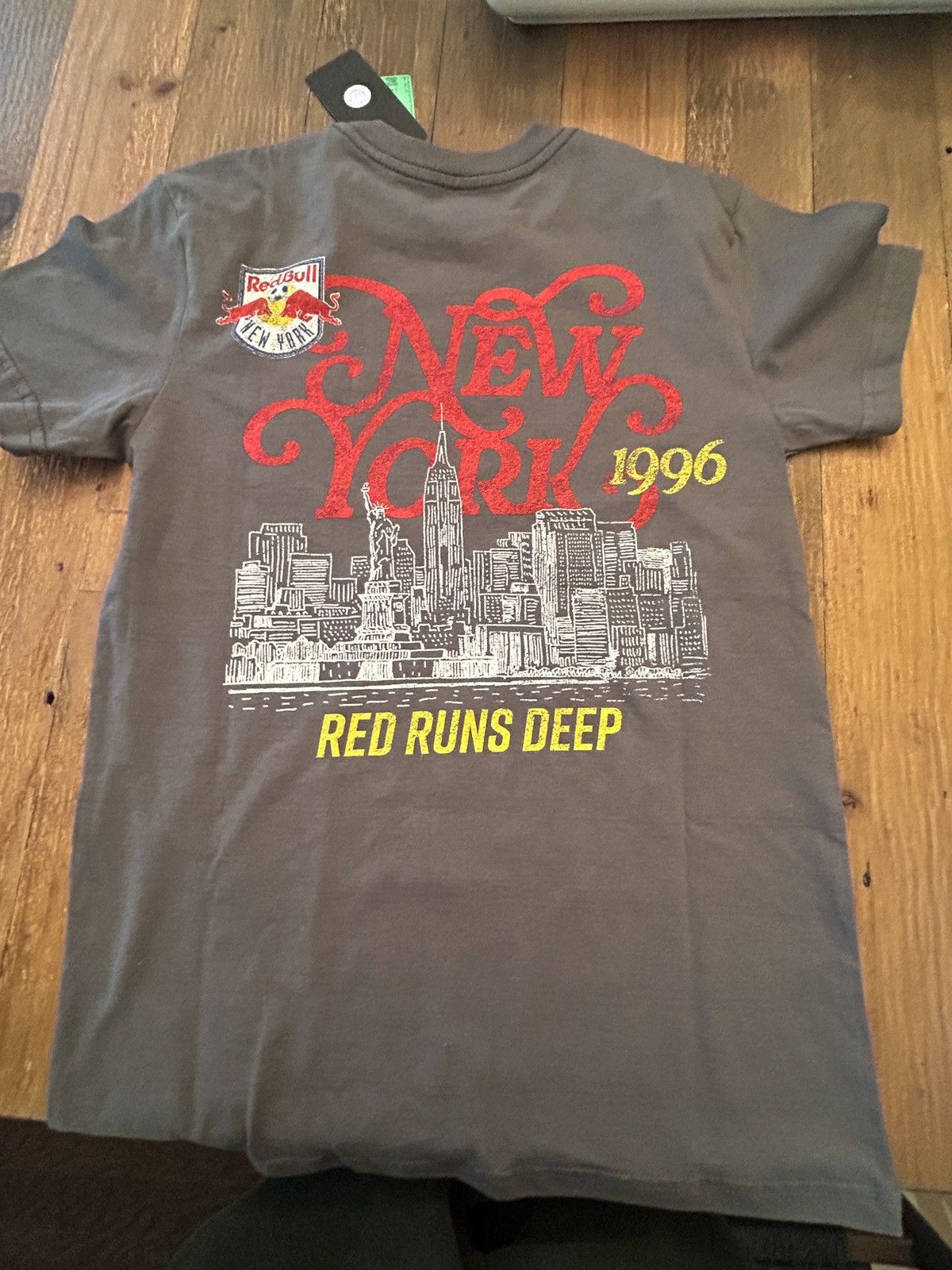 Other XS MLS Licensed New York Red Bulls 1996 Red Runs Deep m Size US XS / EU 42 / 0 - 3 Thumbnail