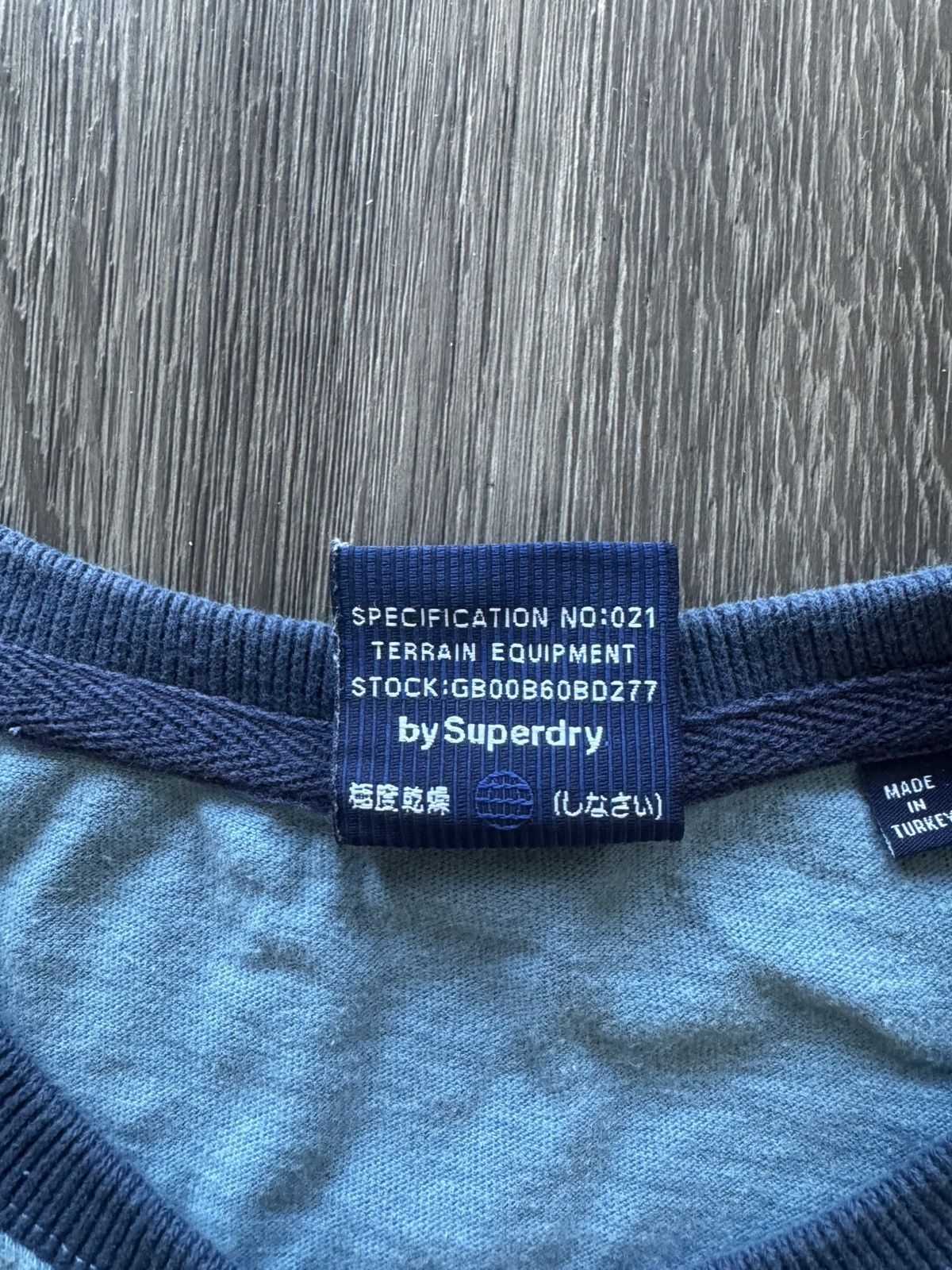 Vintage Vintage Superdry T-Shirt Size US M / EU 48-50 / 2 - 4 Thumbnail