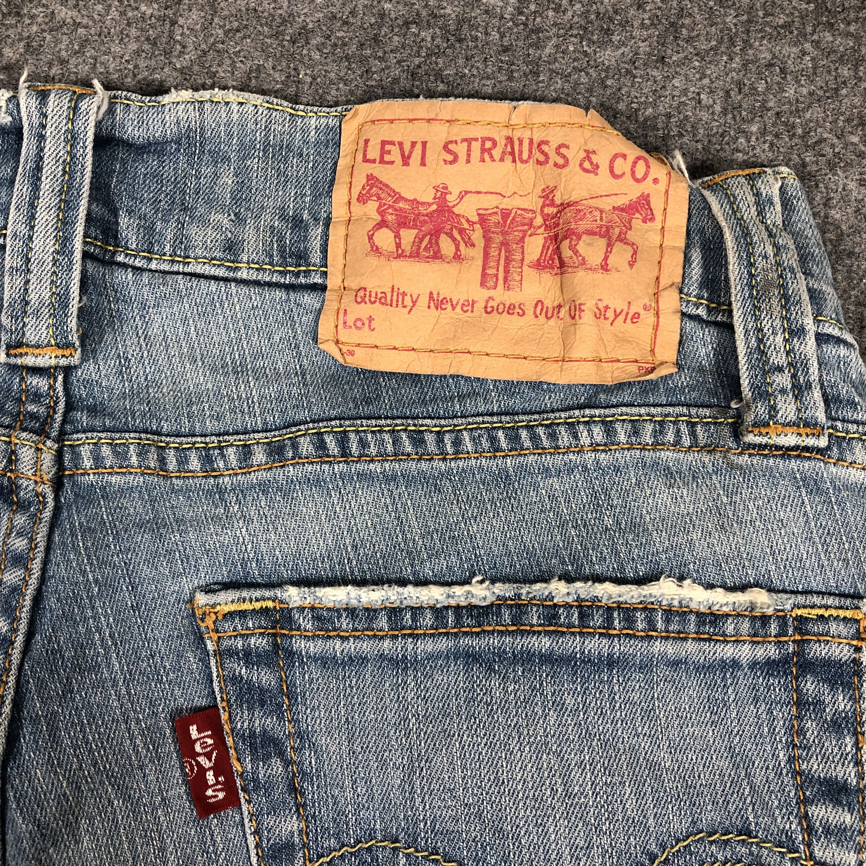 Levi's × Vintage Womens Vintage Levis 504 Jeans Slouch Straight L1104W Size 32" / US 10 / IT 46 - 9 Thumbnail