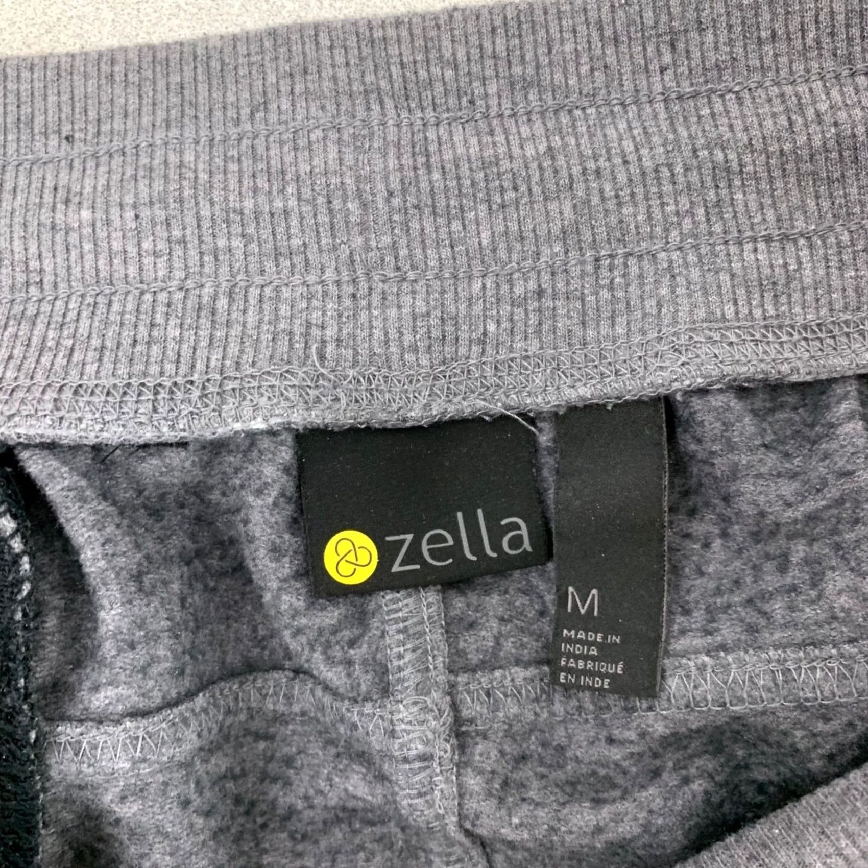 Vintage Zella Jogger Pants Mens Medium Gray Cotton Blend Fleece Athletic Tapered Cuffed Pockets Zip Back Pocket Casual Activewear Sweatpants Grey Size US 31 - 3 Thumbnail