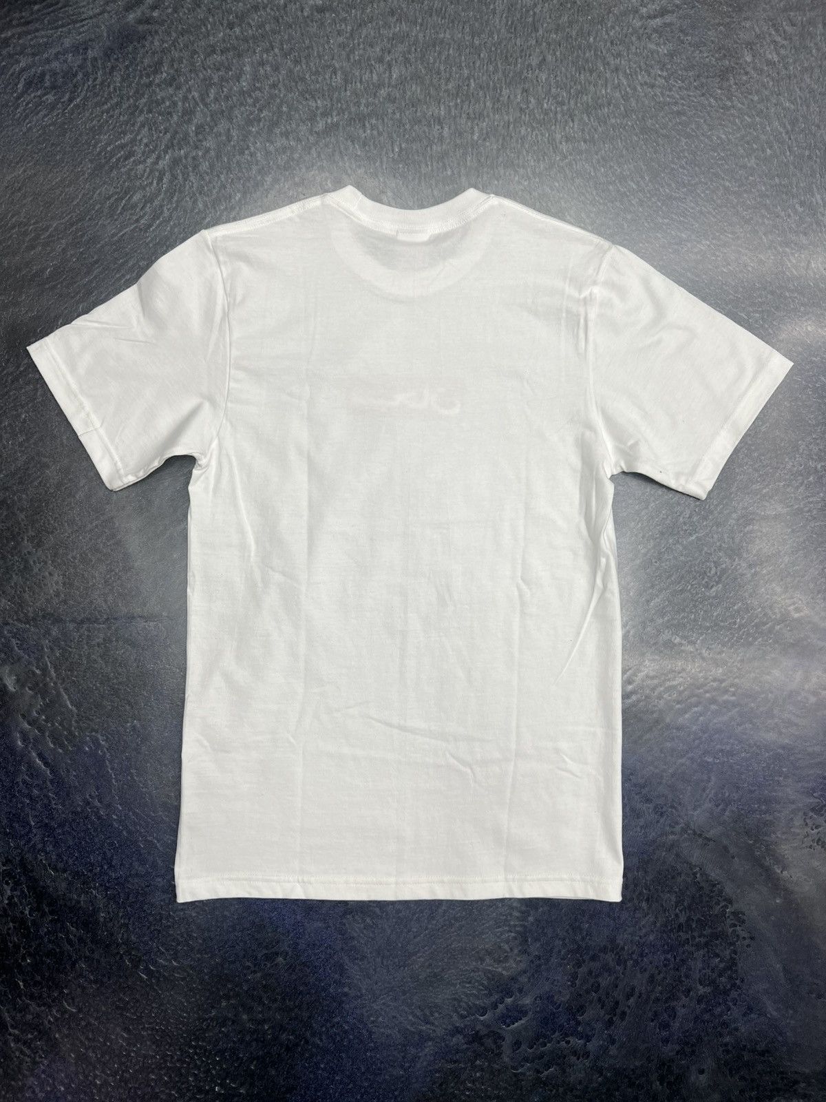 Supreme Supreme Arabic Box Logo T-Shirt Size US L / EU 52-54 / 3 - 5 Thumbnail