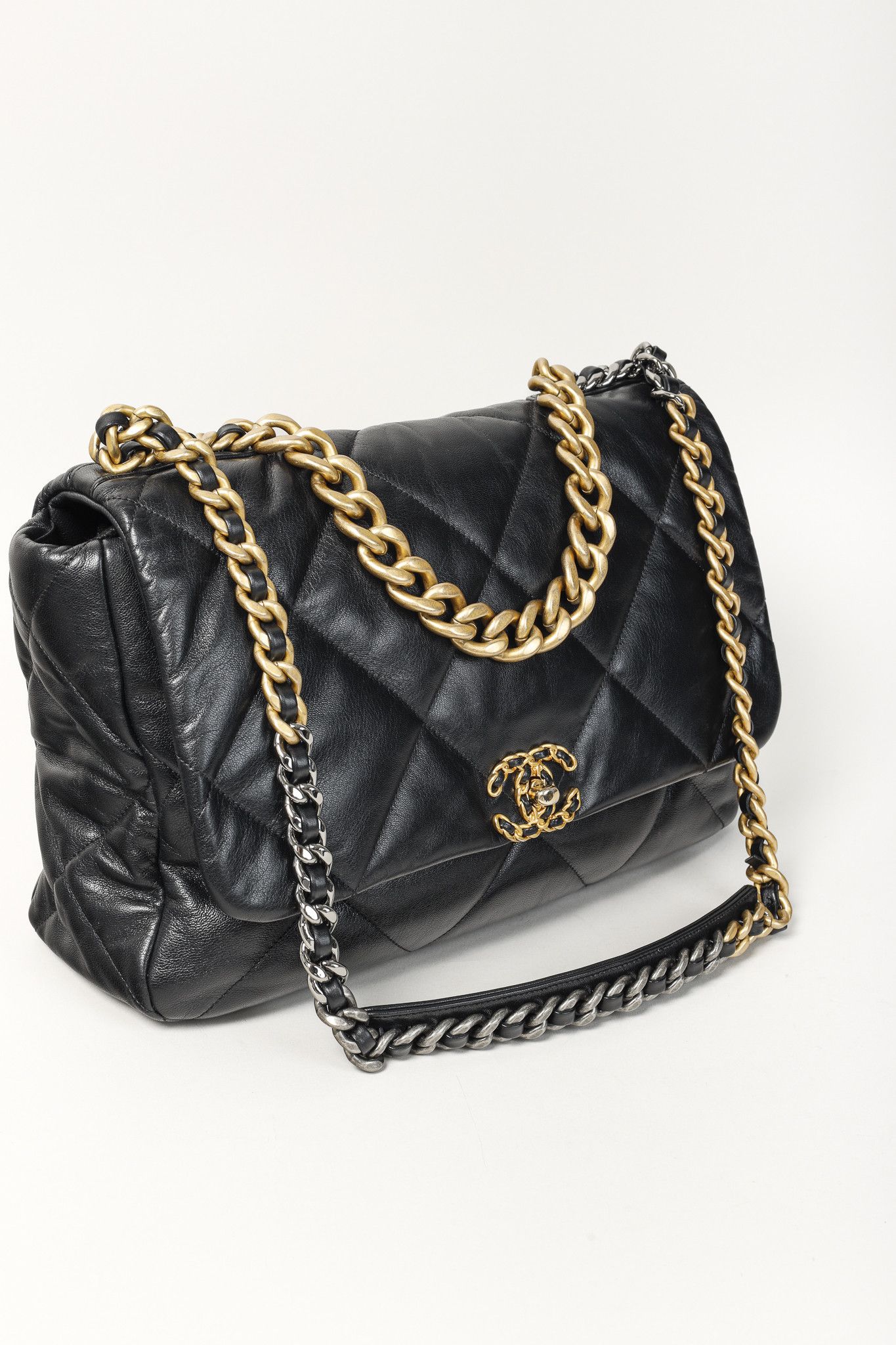 Chanel Chanel Maxi 19 Large Two-Tone Chain Black Leather Flap Bag Size ONE SIZE - 7 Thumbnail