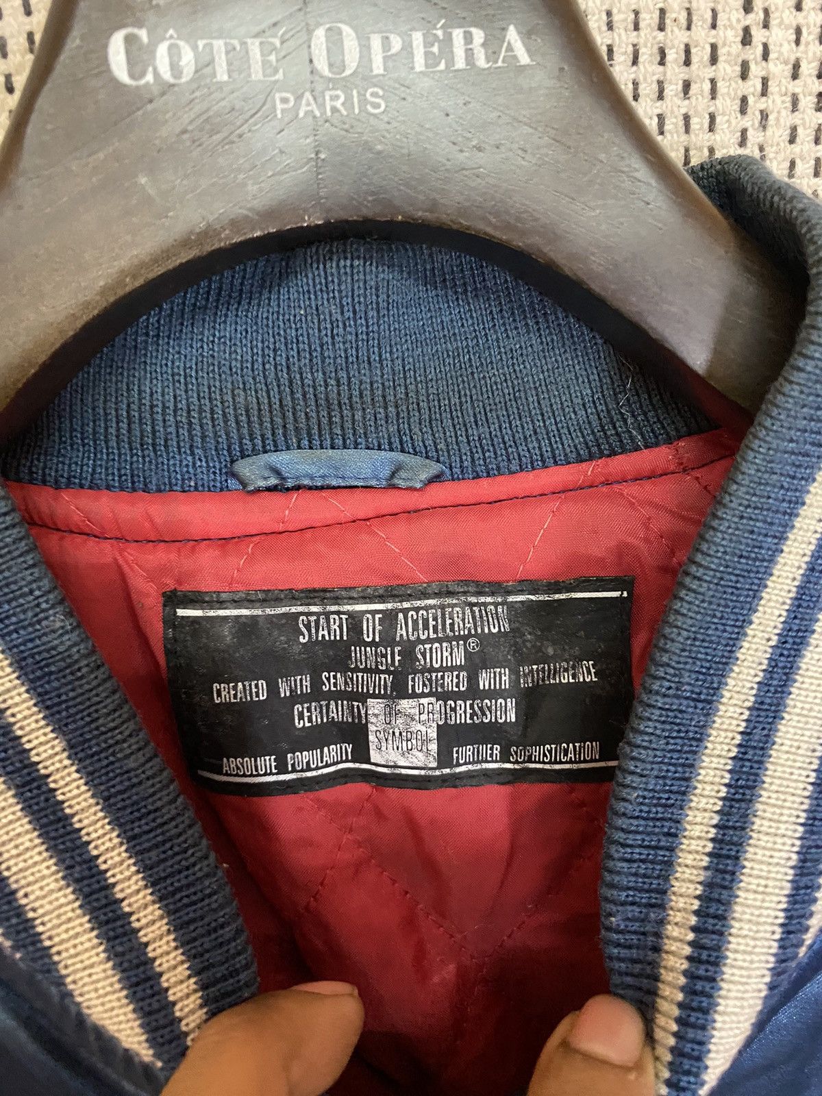 Japanese Brand × Traditional Weatherwear Vintage sukajan devil emboidery jacket satin very rare Size US L / EU 52-54 / 3 - 10 Thumbnail