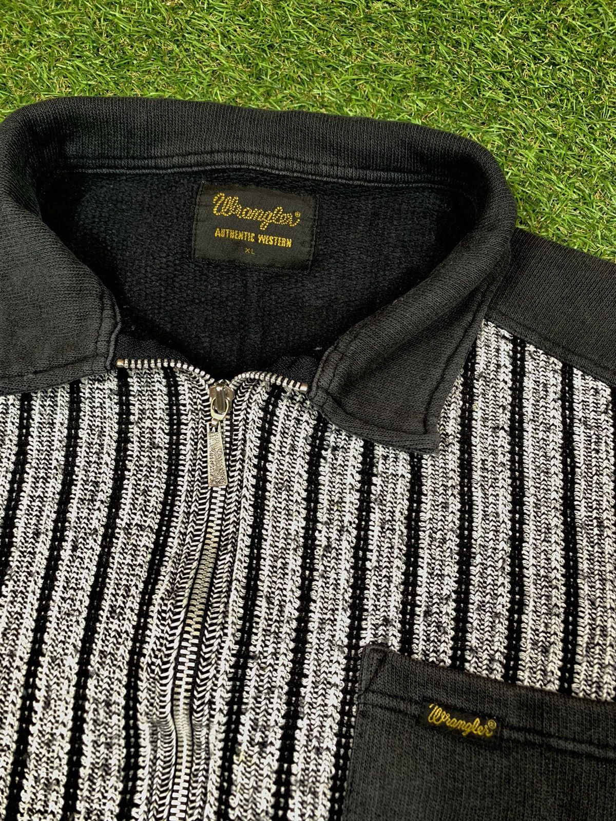 Vintage Vintage 90s Wrangler zip up sweatshirt streetwear size XL Size US XL / EU 56 / 4 - 3 Thumbnail