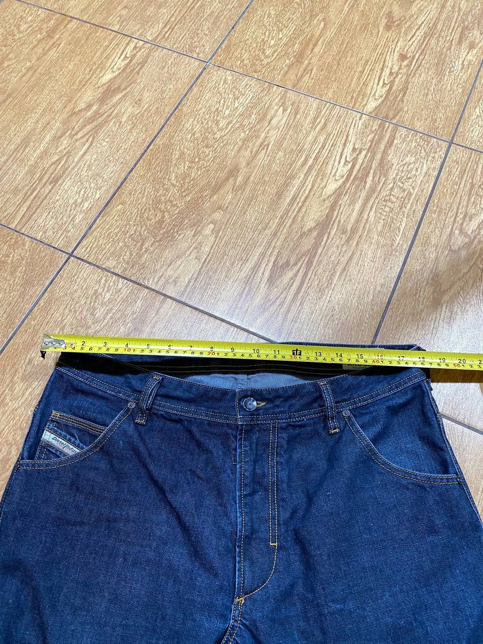 Diesel DIESEL KROOLEY Men’s Straight Fit Denim Jeans Everyday Wear Size US 34 / EU 50 - 22 Thumbnail