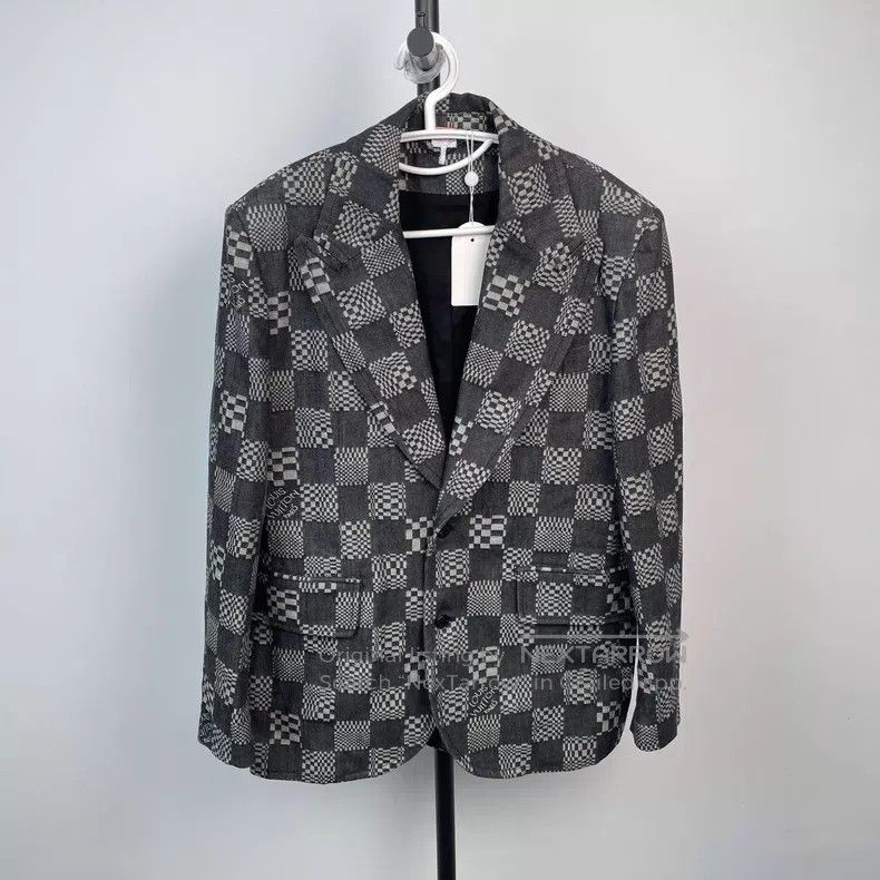 Louis Vuitton Louis Vuitton Grey checkerboard leather logo denim jacket Size US M / EU 48-50 / 2 - 1 Thumbnail