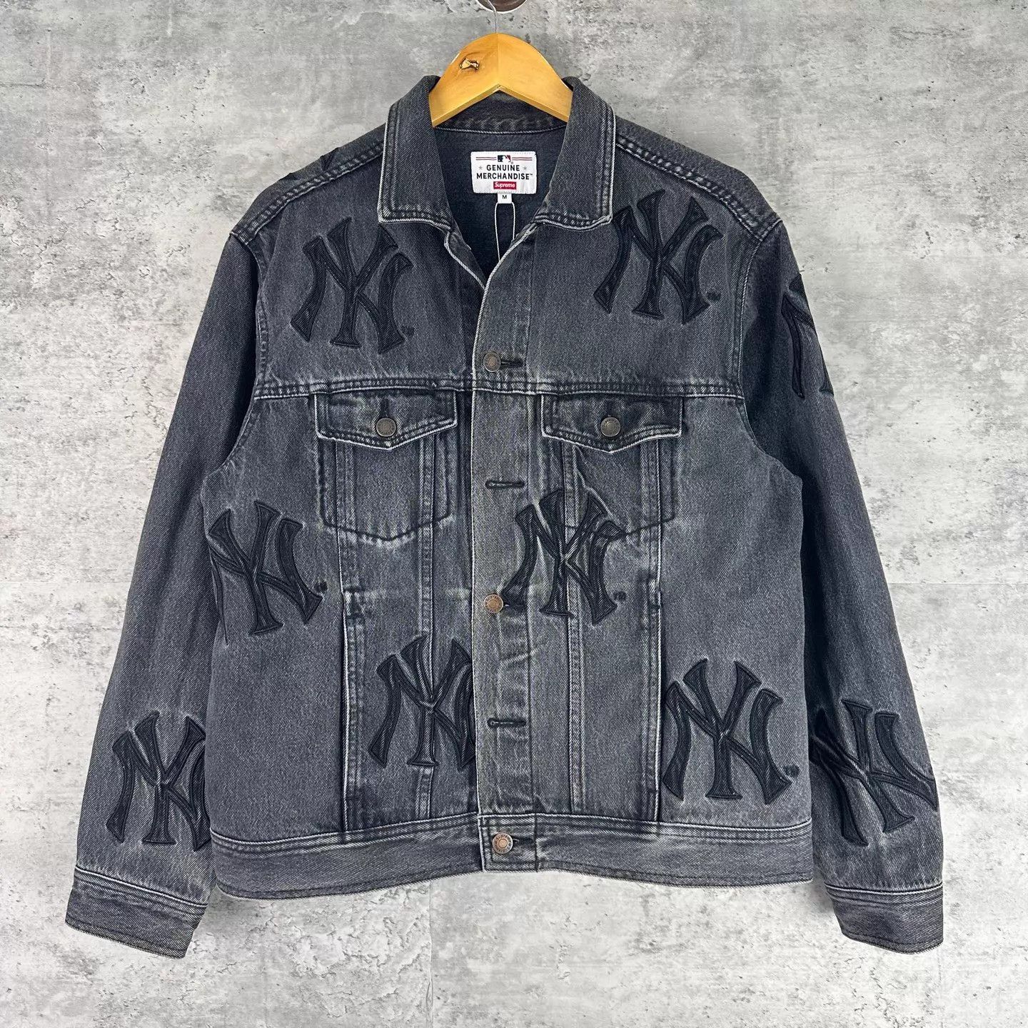 MLB × Supreme FW2021 Supreme x New York Yankees Denim Trucker 
