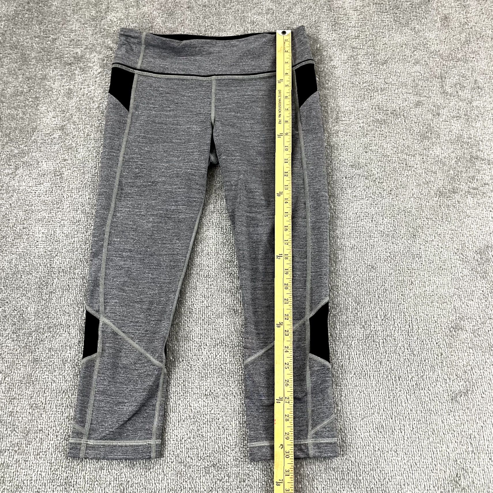 Lululemon LULULEMON Leggings Women Size 8 PACE RIVAL CROP 22" Yoga Running Pocket Gray Cropped Athletic Size 30" / US 8 / IT 44 - 6 Thumbnail