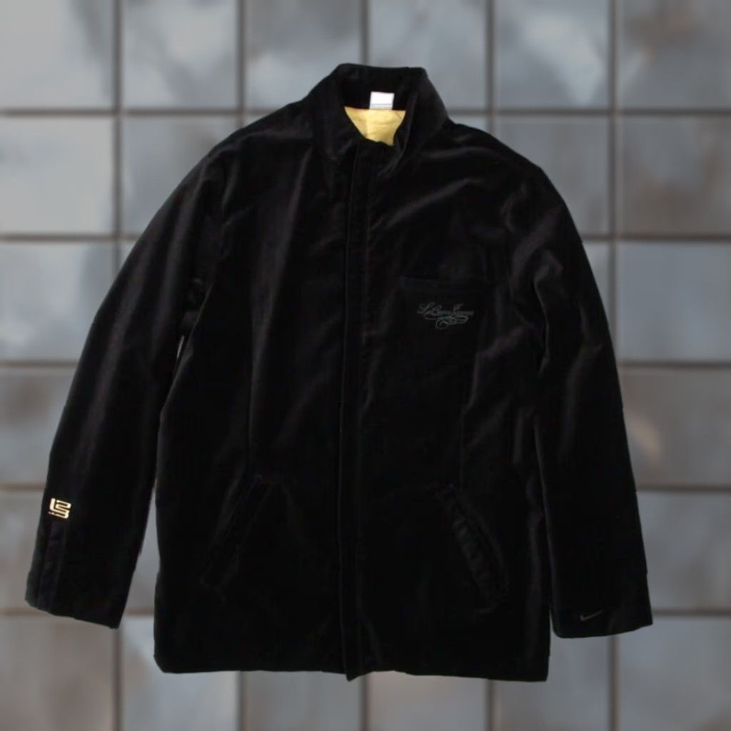Nike Nike Jacket Mens Extra Large Black Lebron James Velvet Full Zip Signature Size US XL / EU 56 / 4 - 1 Thumbnail