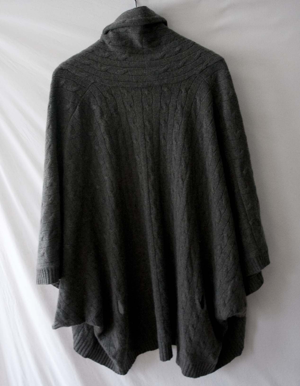 Ralph Lauren Black Label Ralph Lauren Black Label Sweater Poncho 100% Cashmere Size M Size M / US 6-8 / IT 42-44 - 6 Thumbnail