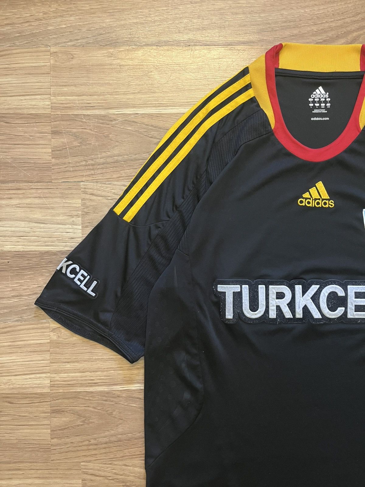 Adidas Jersey Kaysrispor Adidas 09/10 Fourth Kit Oldmoney Vintage Size US L / EU 52-54 / 3 - 4 Thumbnail