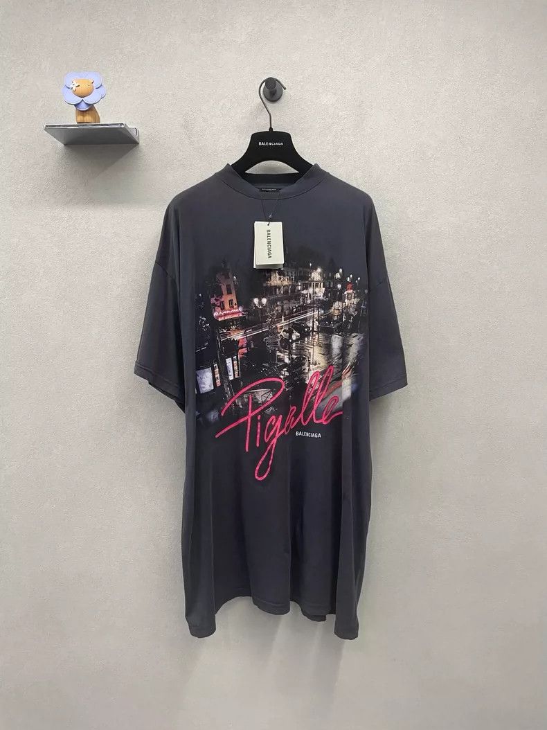 Balenciaga Balenciaga Alphabet Logo Printed Crew Neck Short Sleeve T- Size US M / EU 48-50 / 2 - 1 Thumbnail