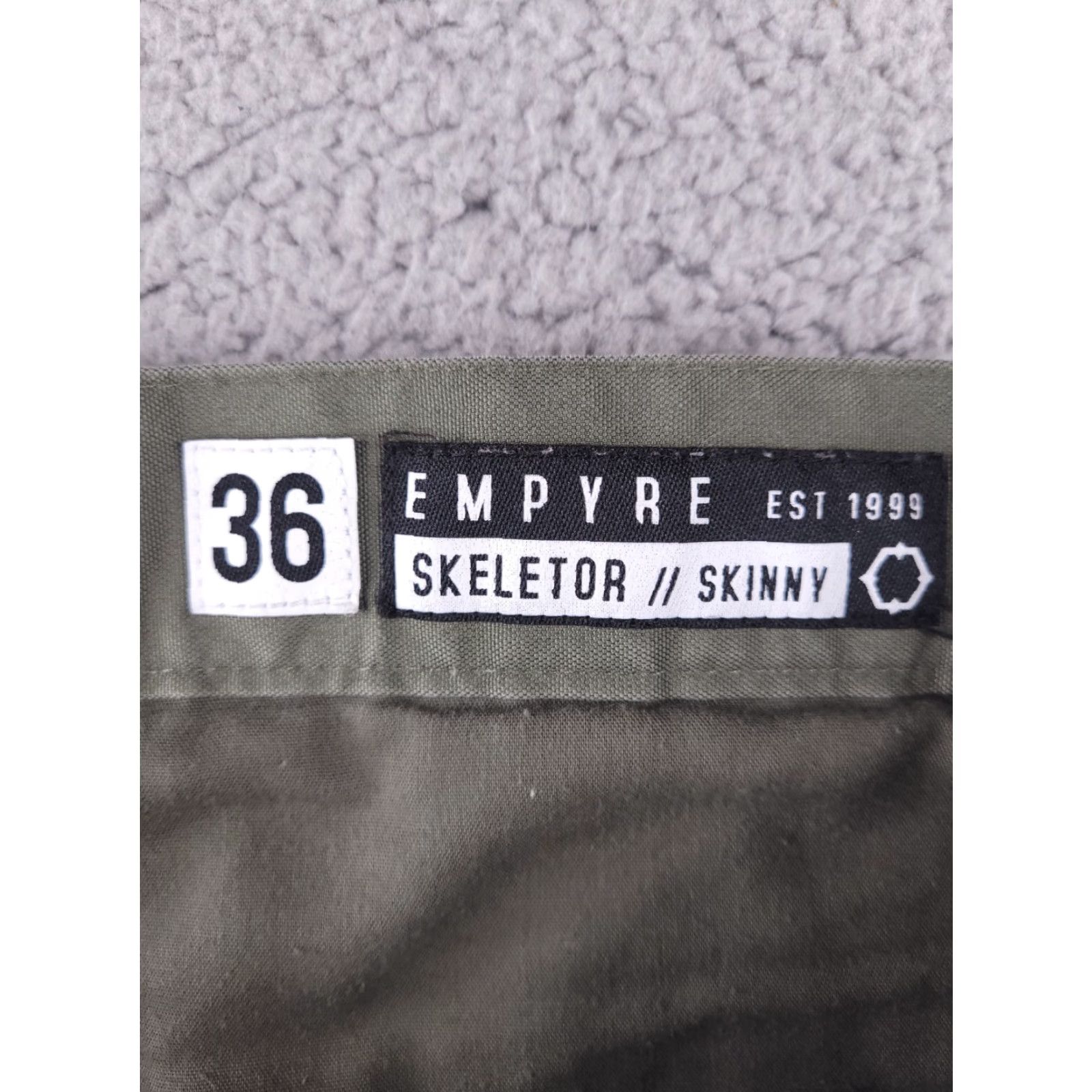 Empyre Empyre Pants Mens 36x32 Green Skinny Chino Skeletor Slim Regular 36 Green Mens Skinny Chino Skeletor Size US 36 / EU 52 - 3 Thumbnail