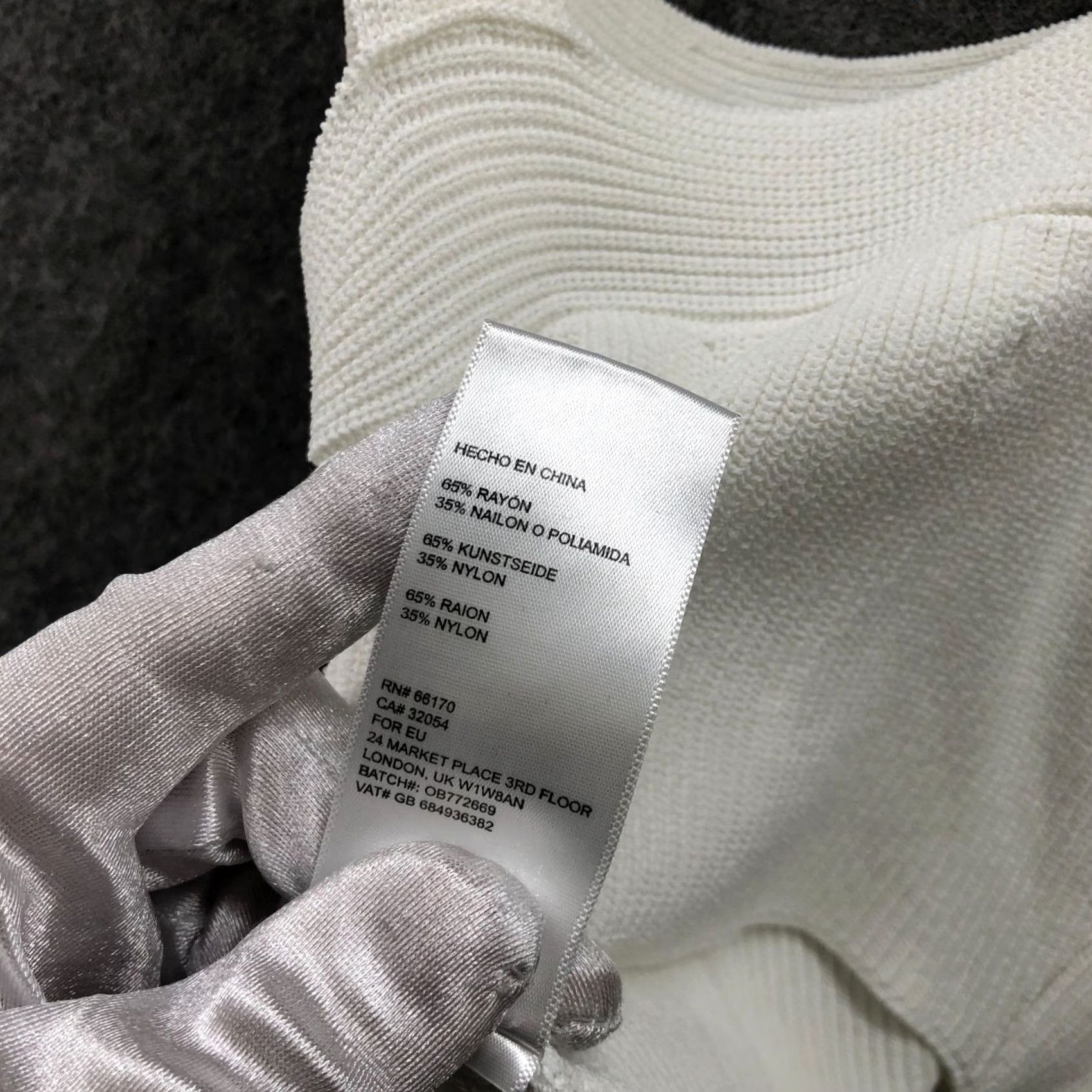 Urban Outfitters VINTAGE Urban Outfitters Knit Square Neck Tank Top Womens XS White Tie Around Waist Size XS / US 0-2 / IT 36-38 - 8 Thumbnail