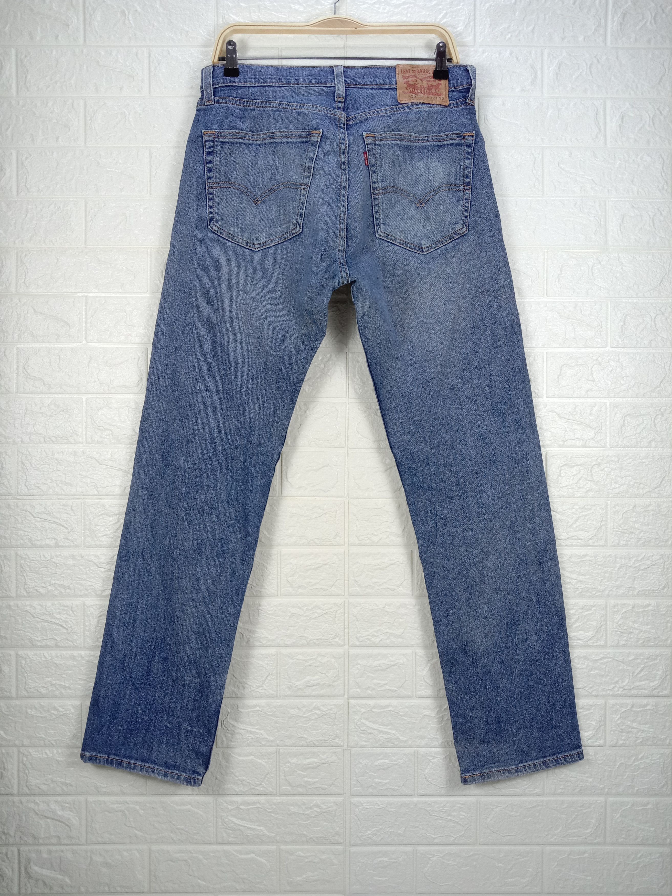 Levi's Vintage Levi's 505 Jeans Faded Blue Regular Fit Denim Size US 32 / EU 48 - 5 Thumbnail