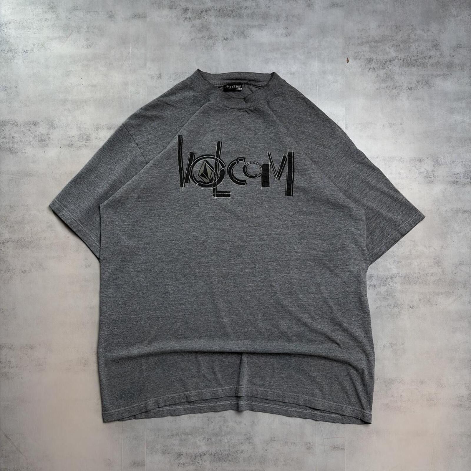 Volcom Y2K Grey Volcom Grunge Skater Gothic T-Shirt Size US XL / EU 56 / 4 - 1 Thumbnail