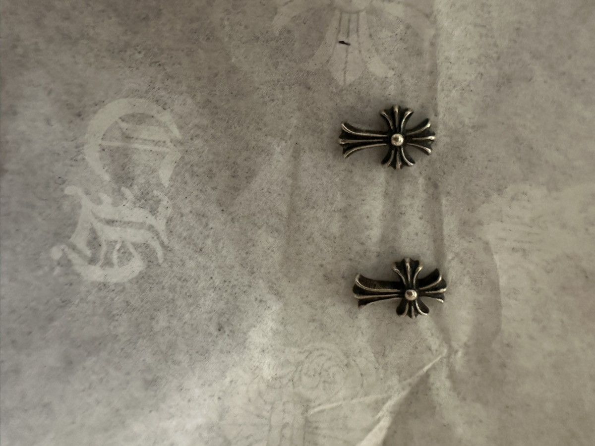Chrome Hearts Pair of Chrome Hearts Cross Stud Earrings Size ONE SIZE - 8 Thumbnail