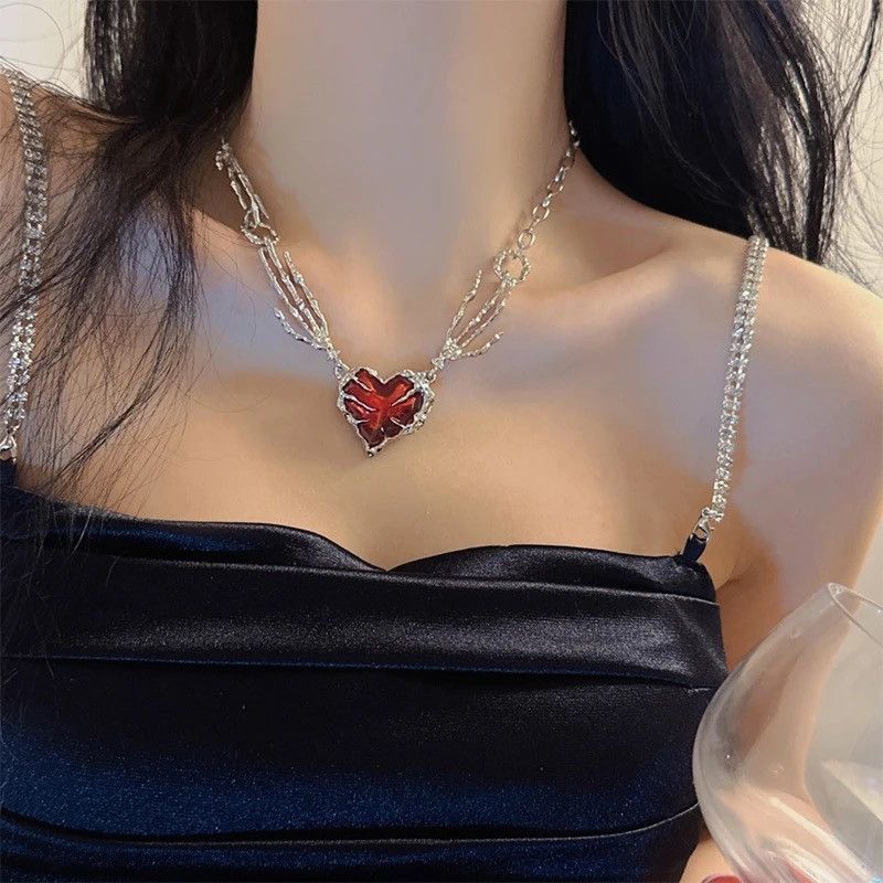 Other Gothic Devil's Heart Enamel Peach Heart Wings Necklace Size ONE SIZE - 2 Thumbnail