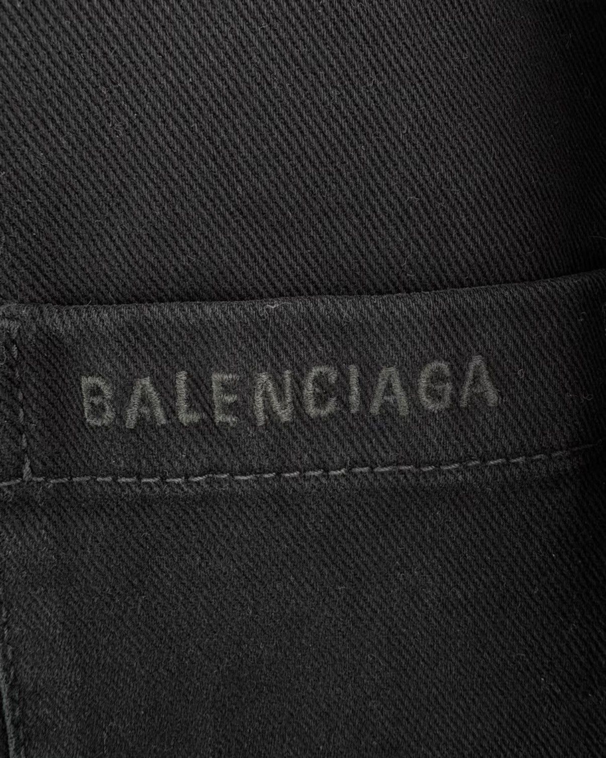 Balenciaga Brand New BALENCIAGA Black Distressed Cotton Jacket K1 Size US XS / EU 42 / 0 - 3 Thumbnail