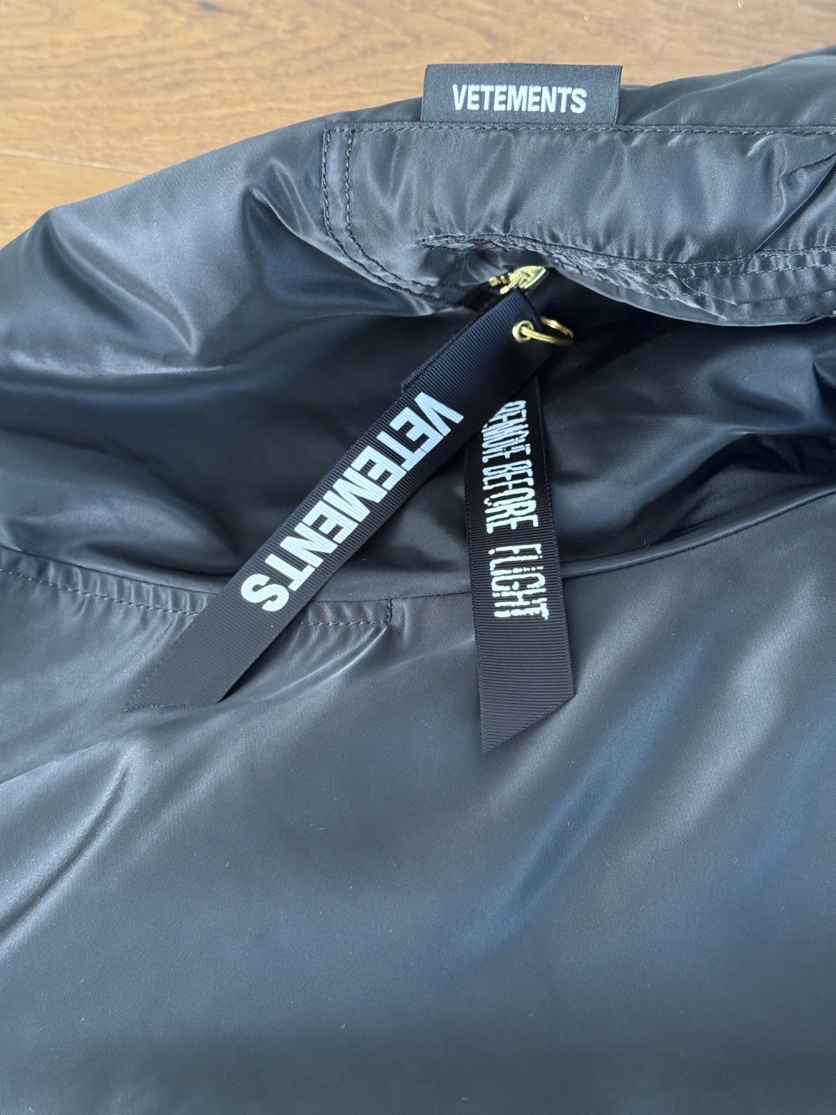 Alpha Industries × Vetements VETEMENTS ALPHA INDUSTRIES SPLIT BOMBER Size US L / EU 52-54 / 3 - 5 Thumbnail