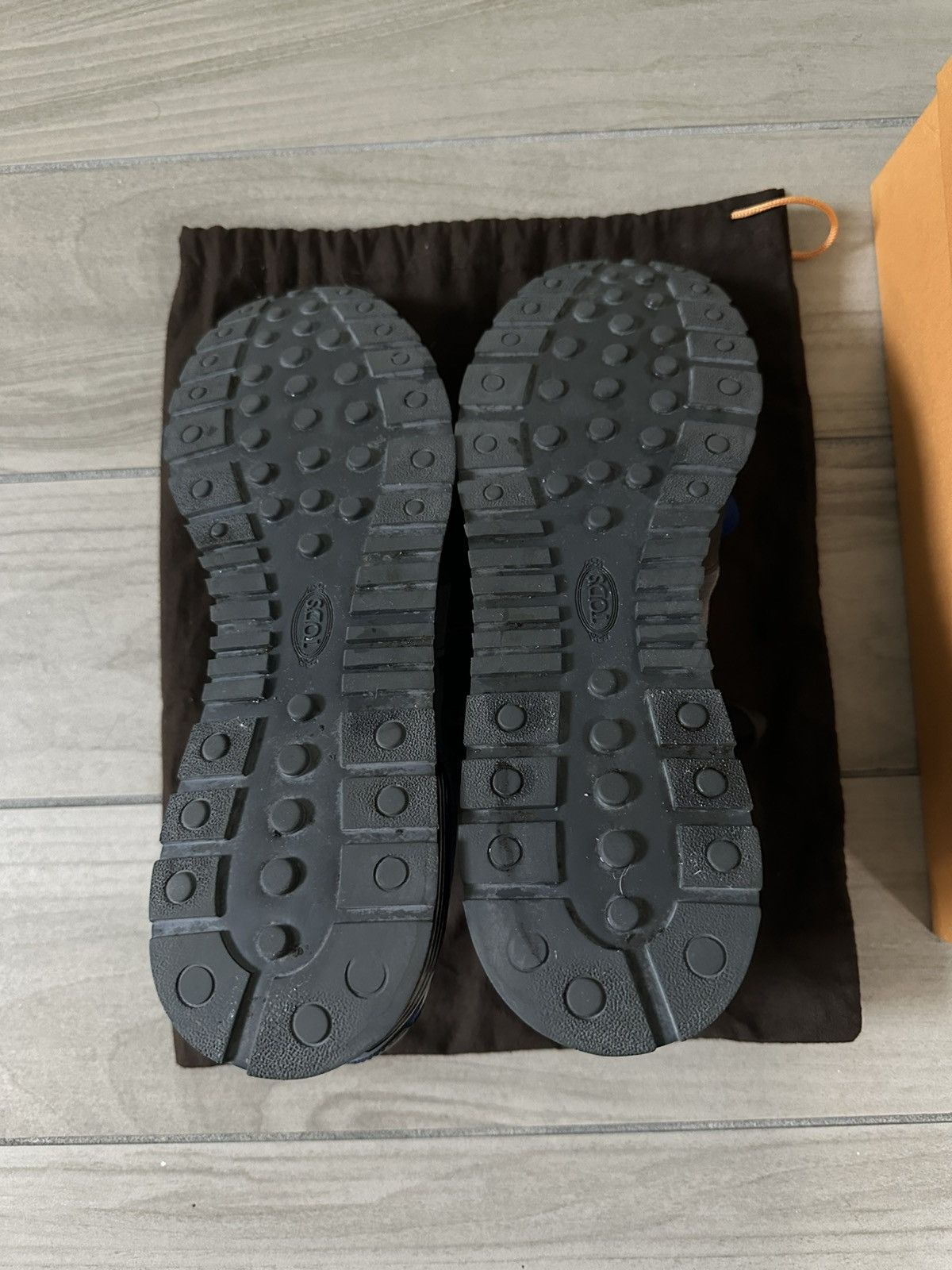 Tod's TOD'S Low trainers Size US 12 / EU 45 - 9 Thumbnail