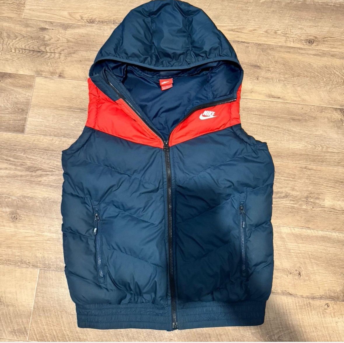 Nike BLUE AND RED NIKE GILET Size US M / EU 48-50 / 2 - 1 Thumbnail