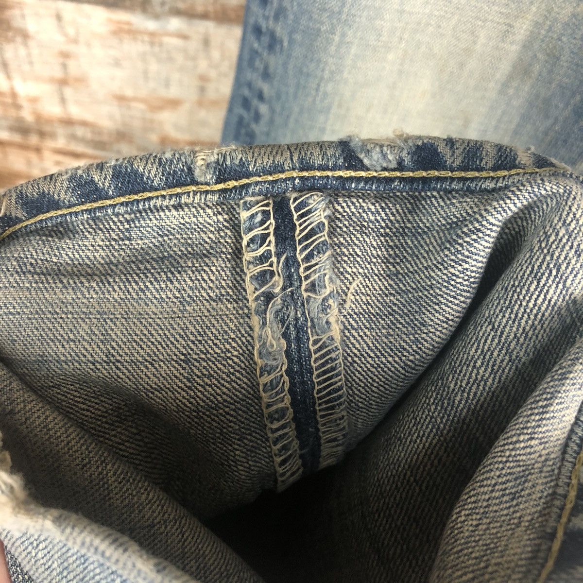 Japanese Brand DL Japanese Brand Blue Distressed Denim Pants #C089 Size US 31 - 9 Thumbnail